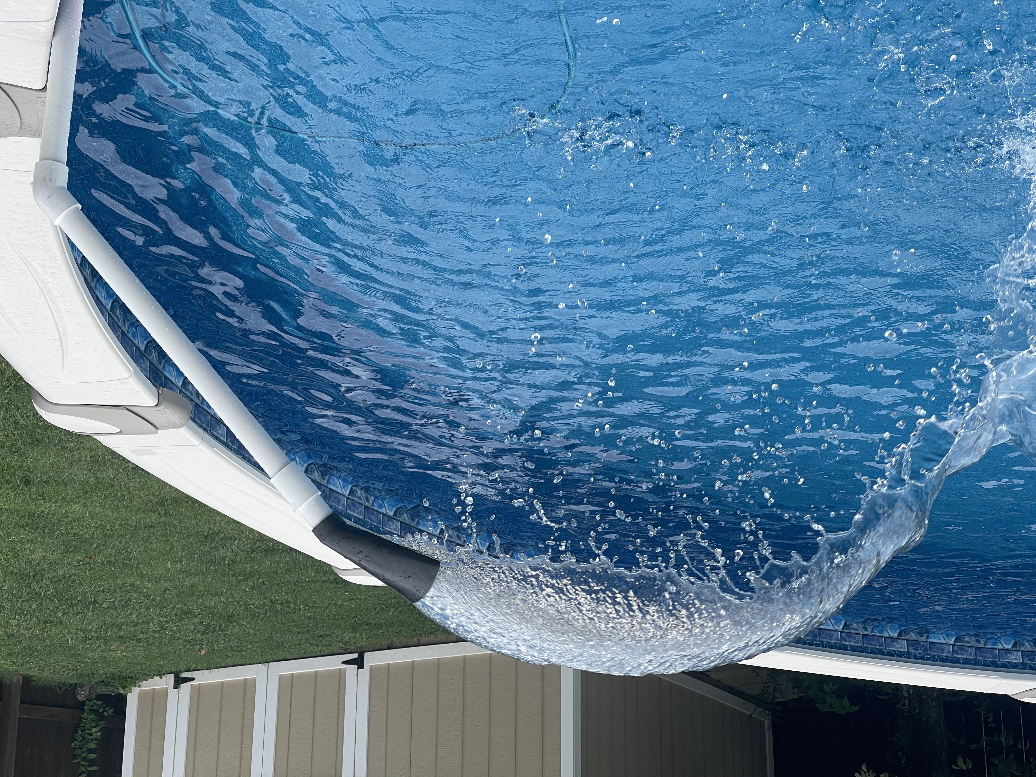 Pool Laminar Flow Fountain