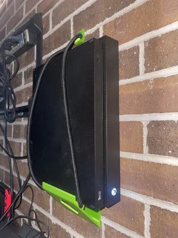 Xbox Wall Mount