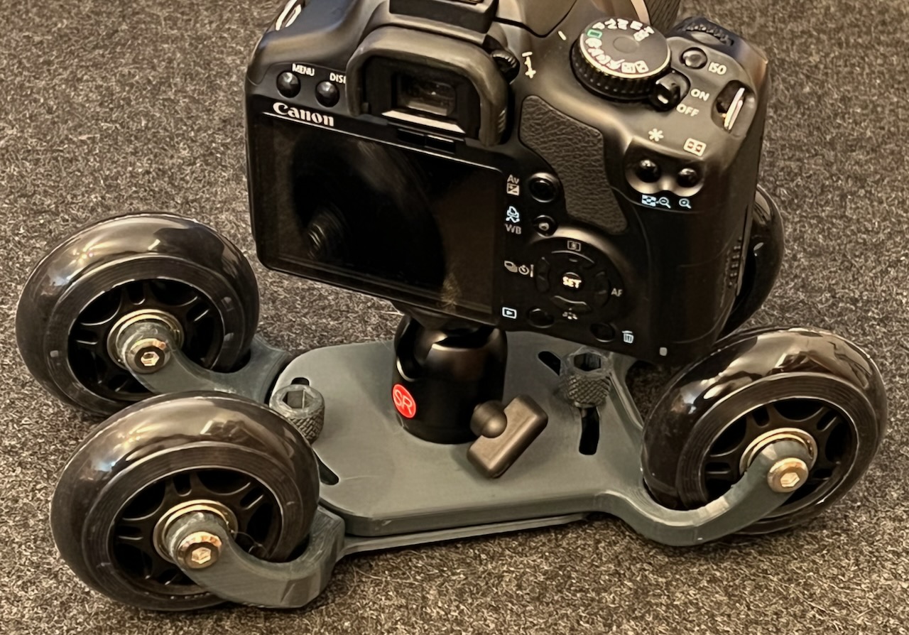 Miniatura 3 do modelo 3D Smooth & Low Camera Dolly