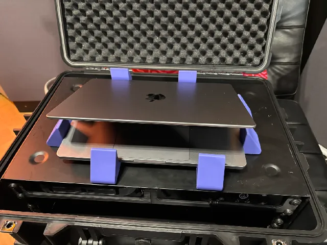 Rack-Mount Laptop Holder (Stage-Safe Design)