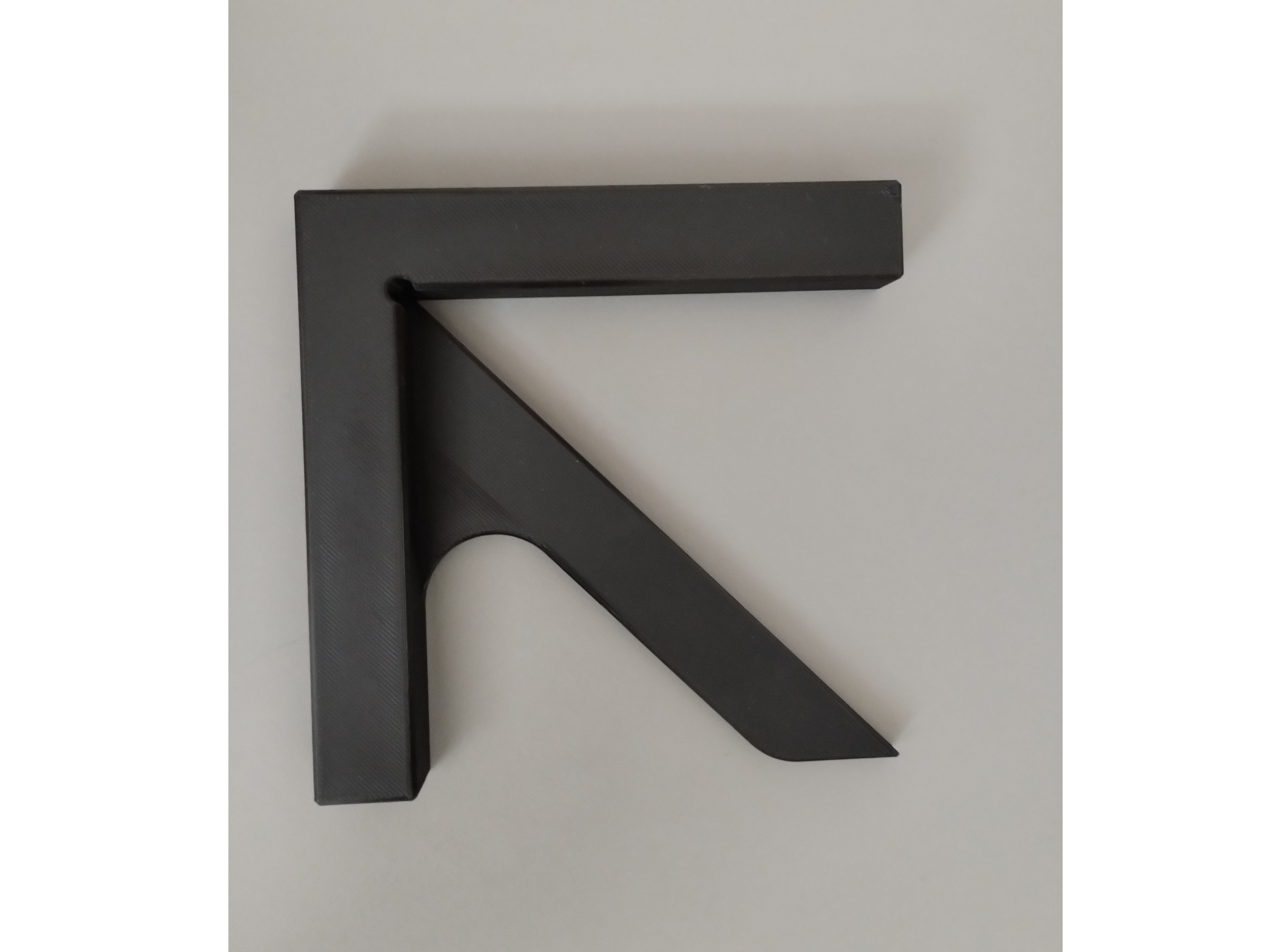 Center finder