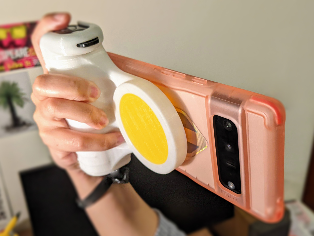CamGrip - Modular Phone Grip with Battery & Shutter