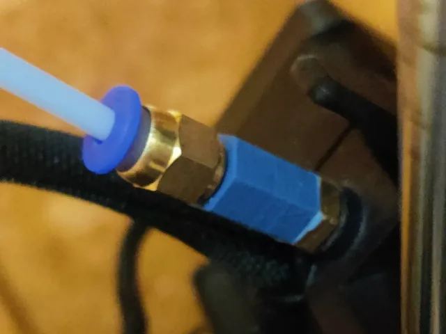 M8 to PC4-M6 Adaptor V8