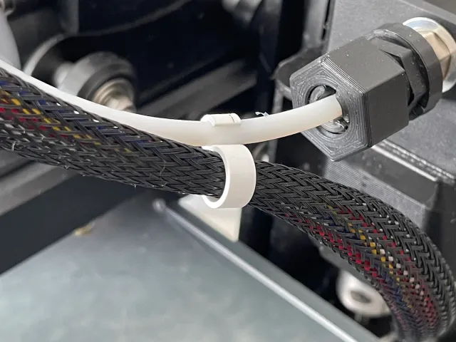 Bowden Clip Clamp
