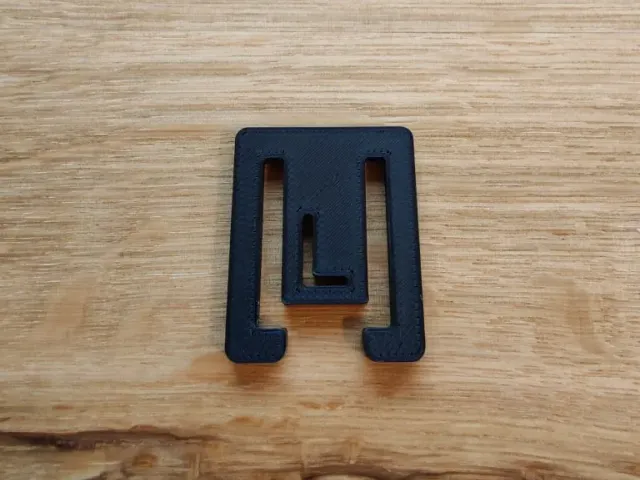 Towel clip with letters