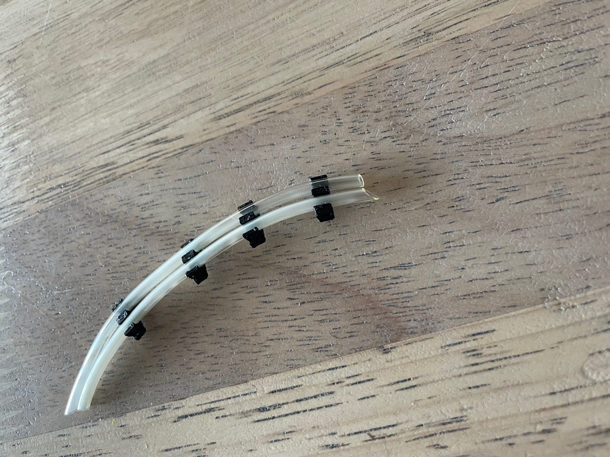 tubing holder for dual 3mm festo tube by Leif Download free STL model