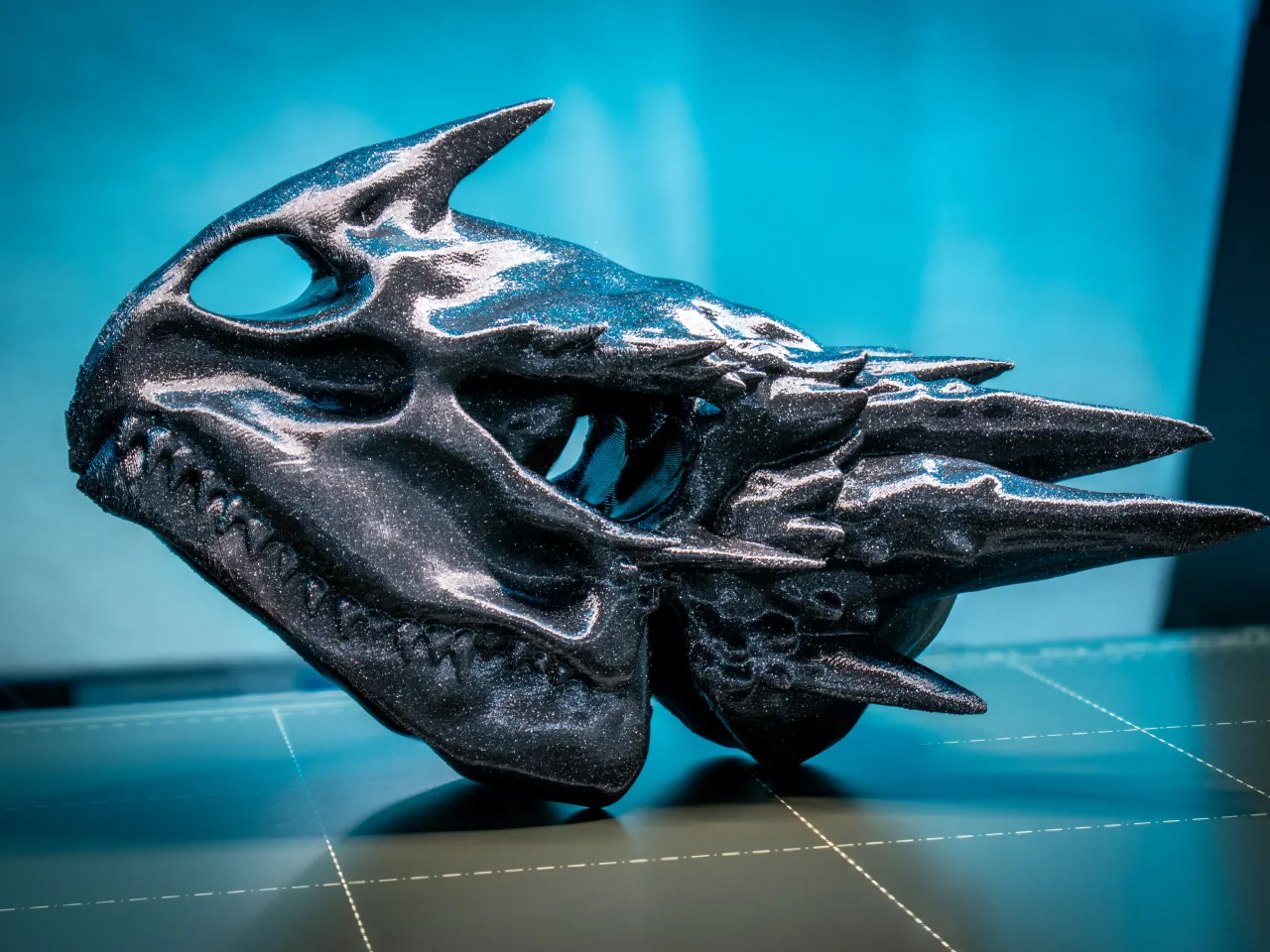 DRACO   Dragon on Skull   Statue   H17" x L9.5'' x W9.5'' 
