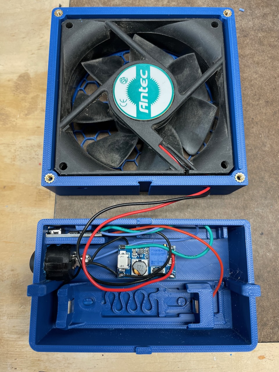 Solder fume extractor using activated carbon charcoal media by Scott Download free STL model