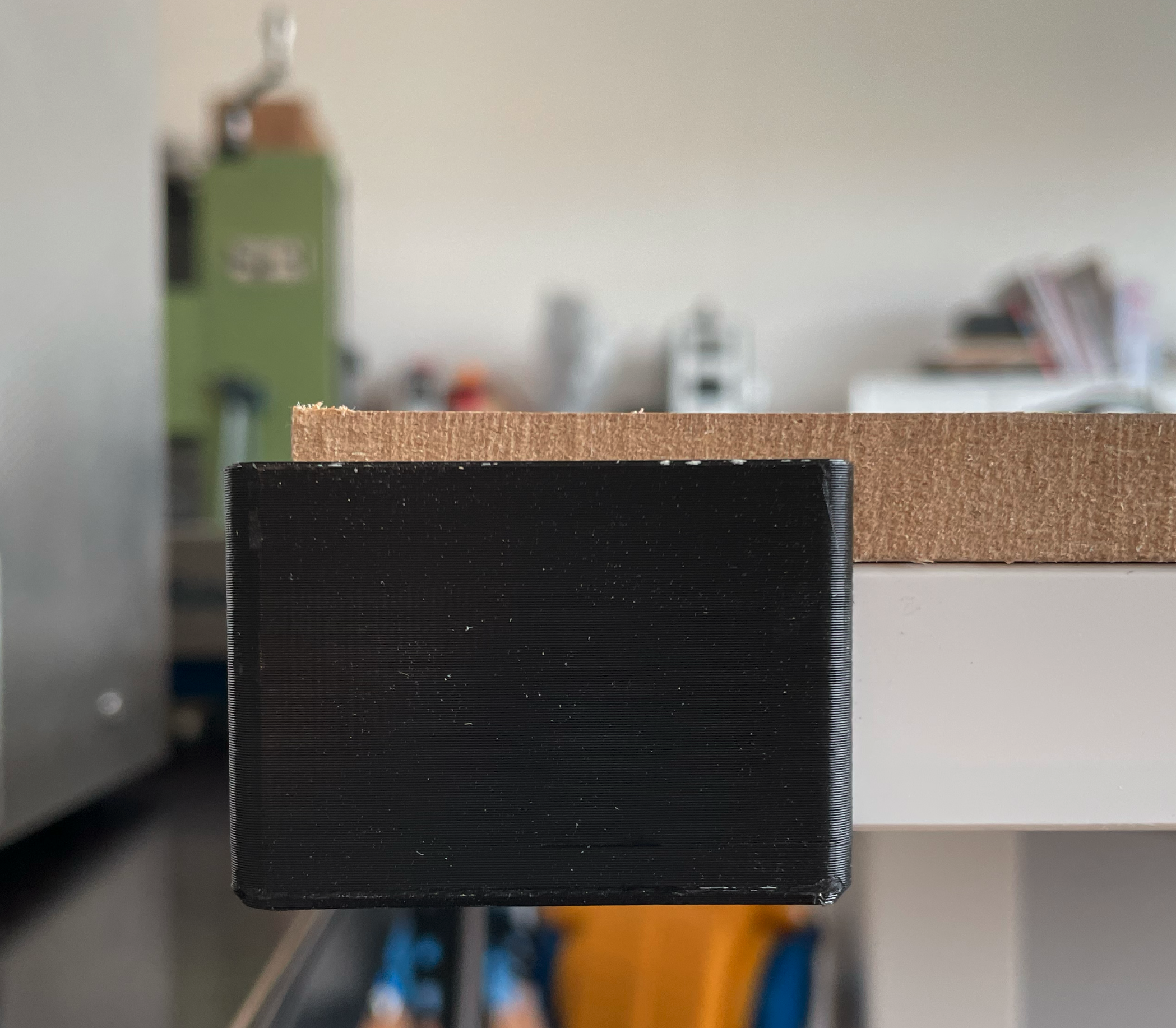 Corner Brackets for Sacrificial Table Tops