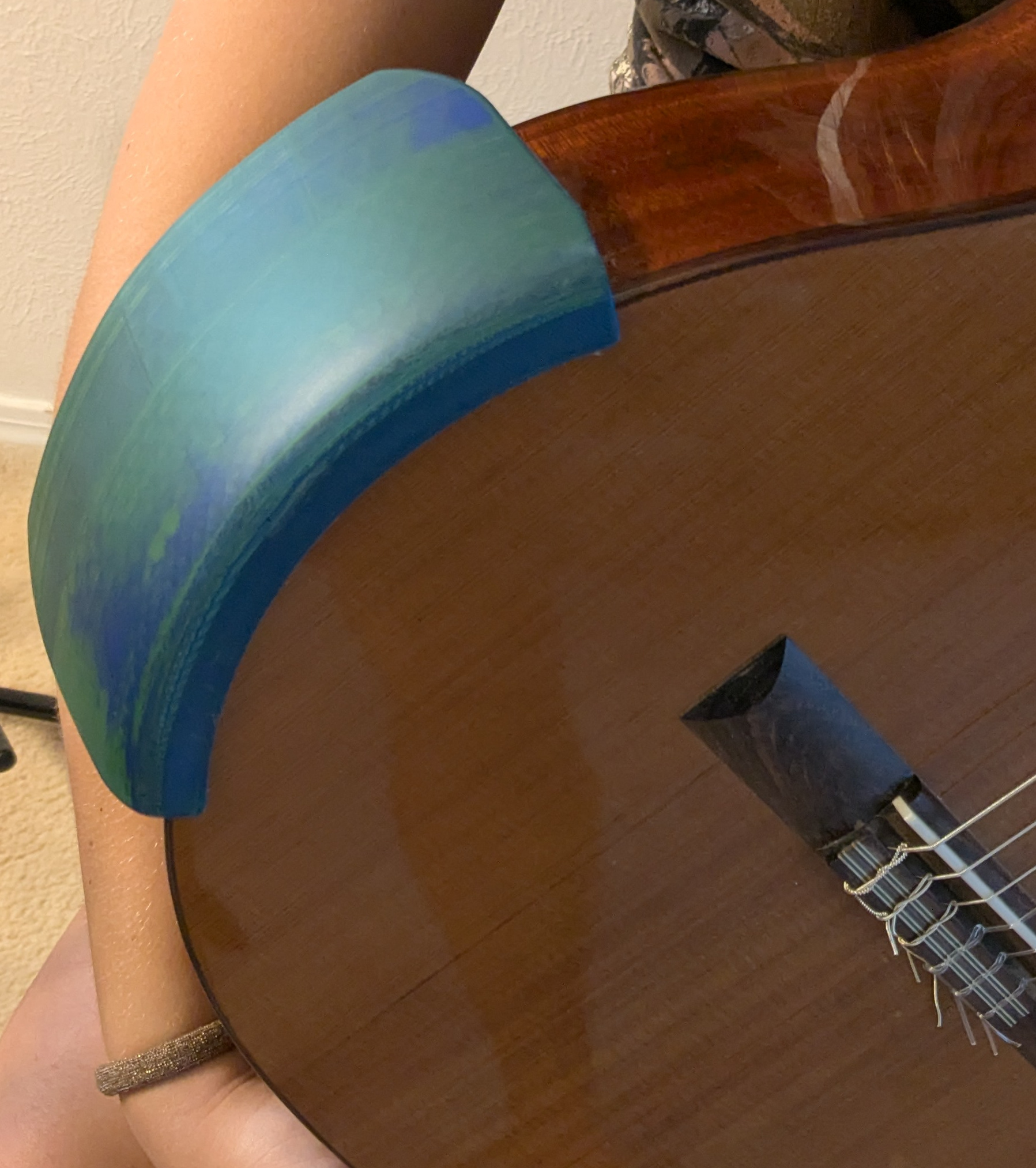 Armrest for Acoustic Guitar