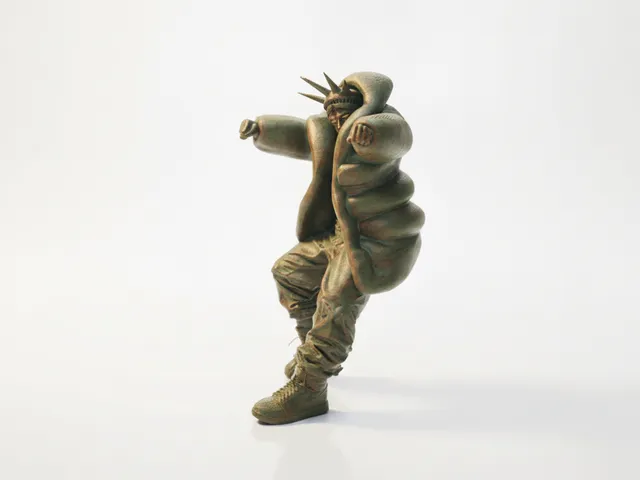Cool Lady Liberty Figurine Female Figure 3D Printable