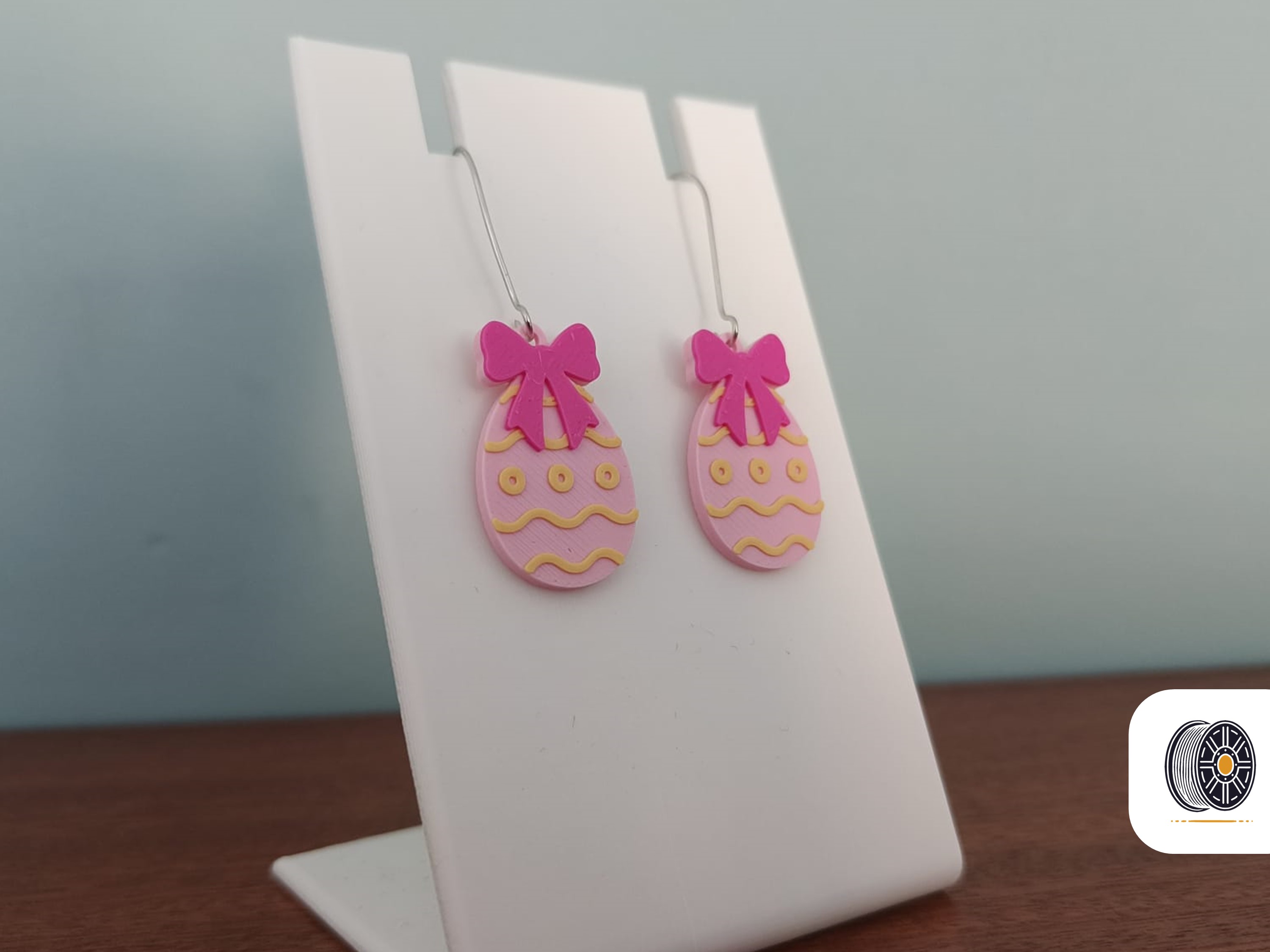 Miniatura 3 do modelo 3D Egg-citing Easter Eggs | An Easter Earring Gift