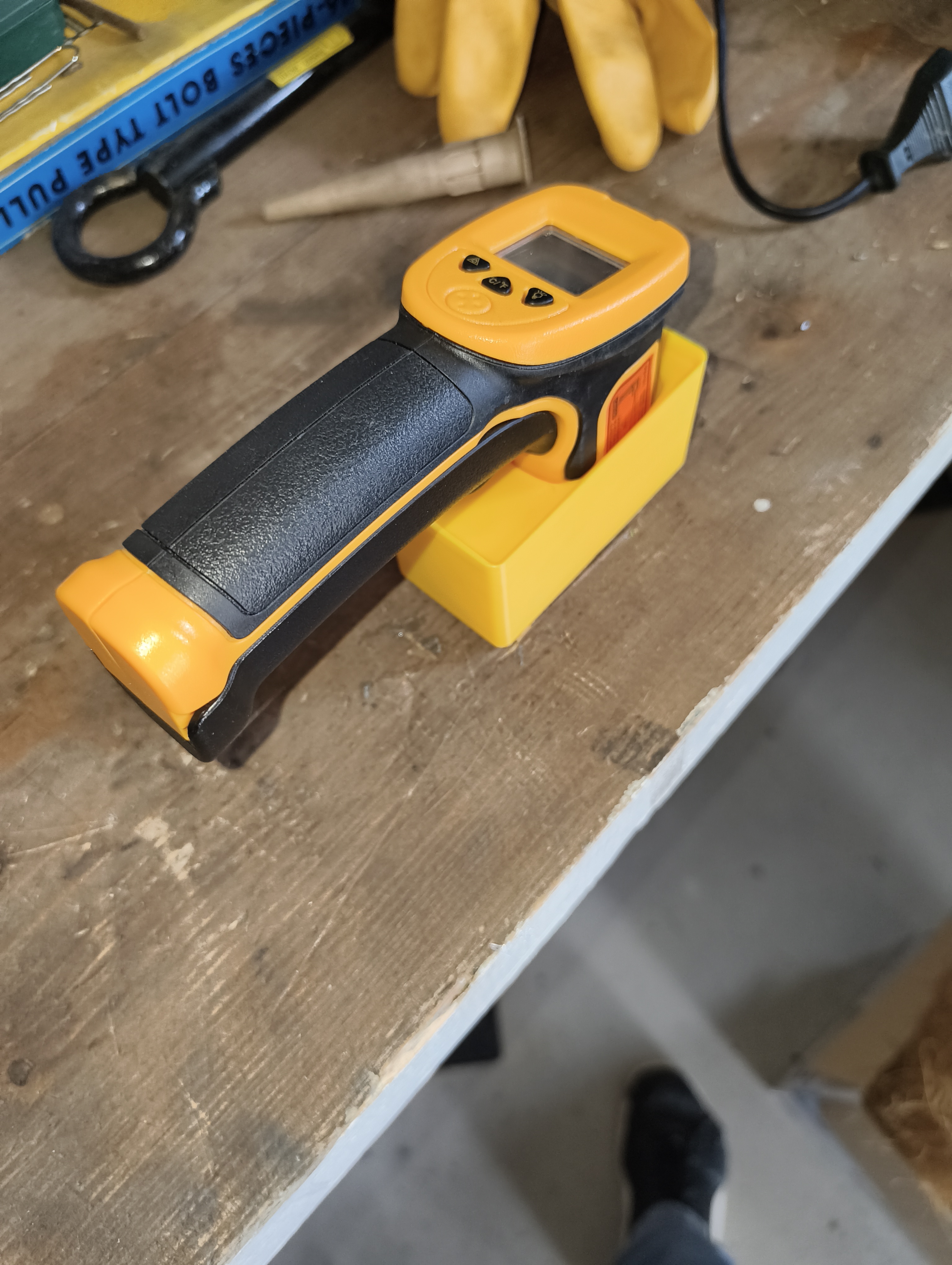 Gridfinity Laser Temperature sensor AS350 2x1