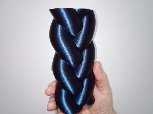 Braid Vase