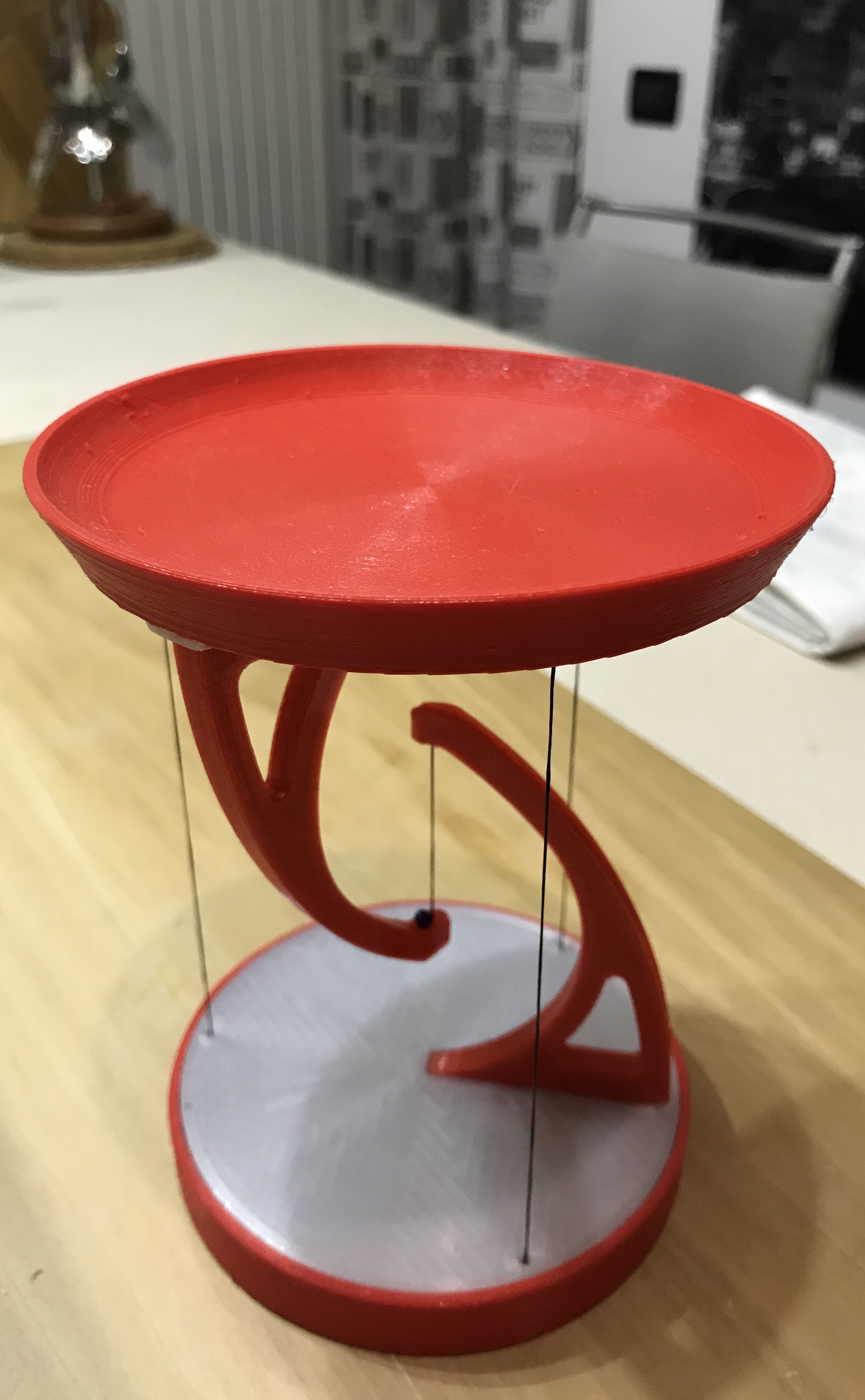 Remix of "Floating" tensegrity table with built in tensioning mechanism ...