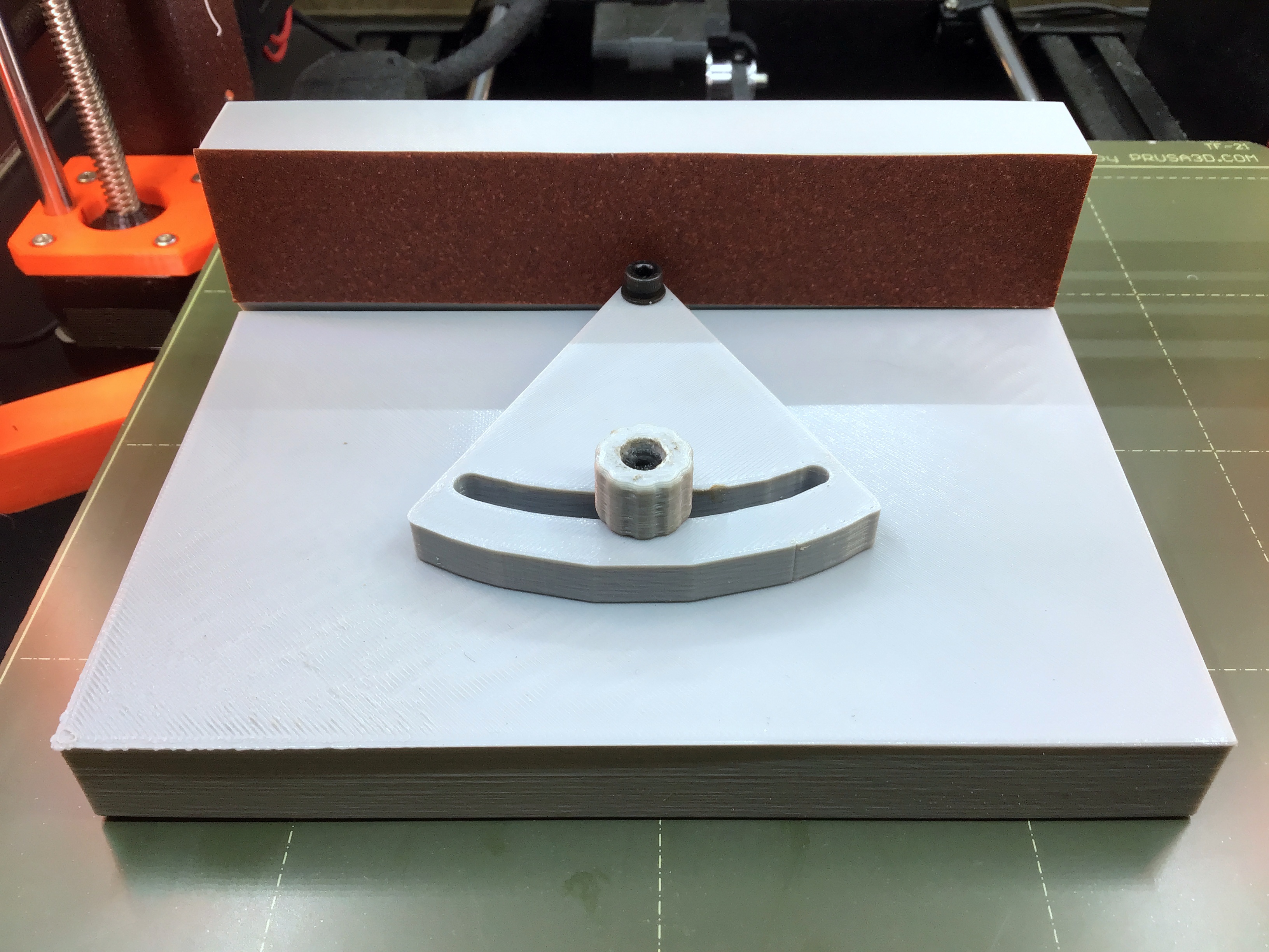 Precision Miter Sanding Tool for Model Making par harbormaster