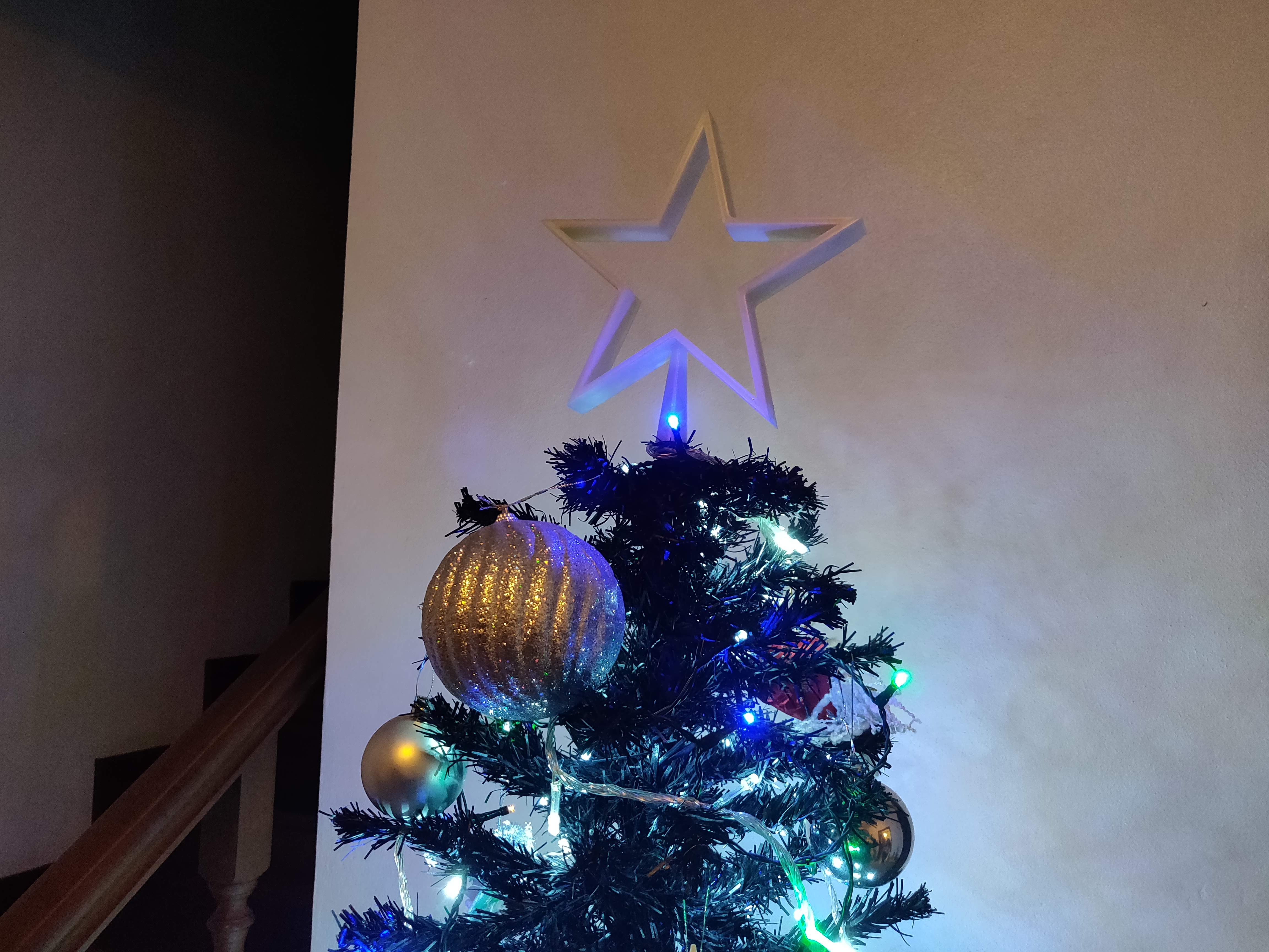 Christmas tree star