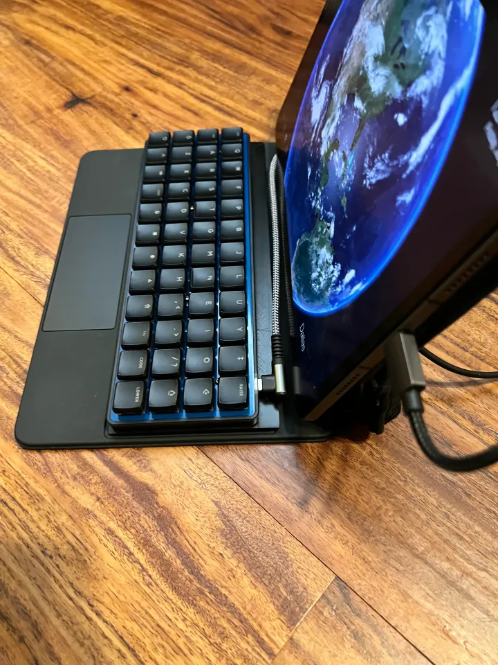 ipad pro 11 magic keyboard cover by l33tspeak | Download free STL model ...