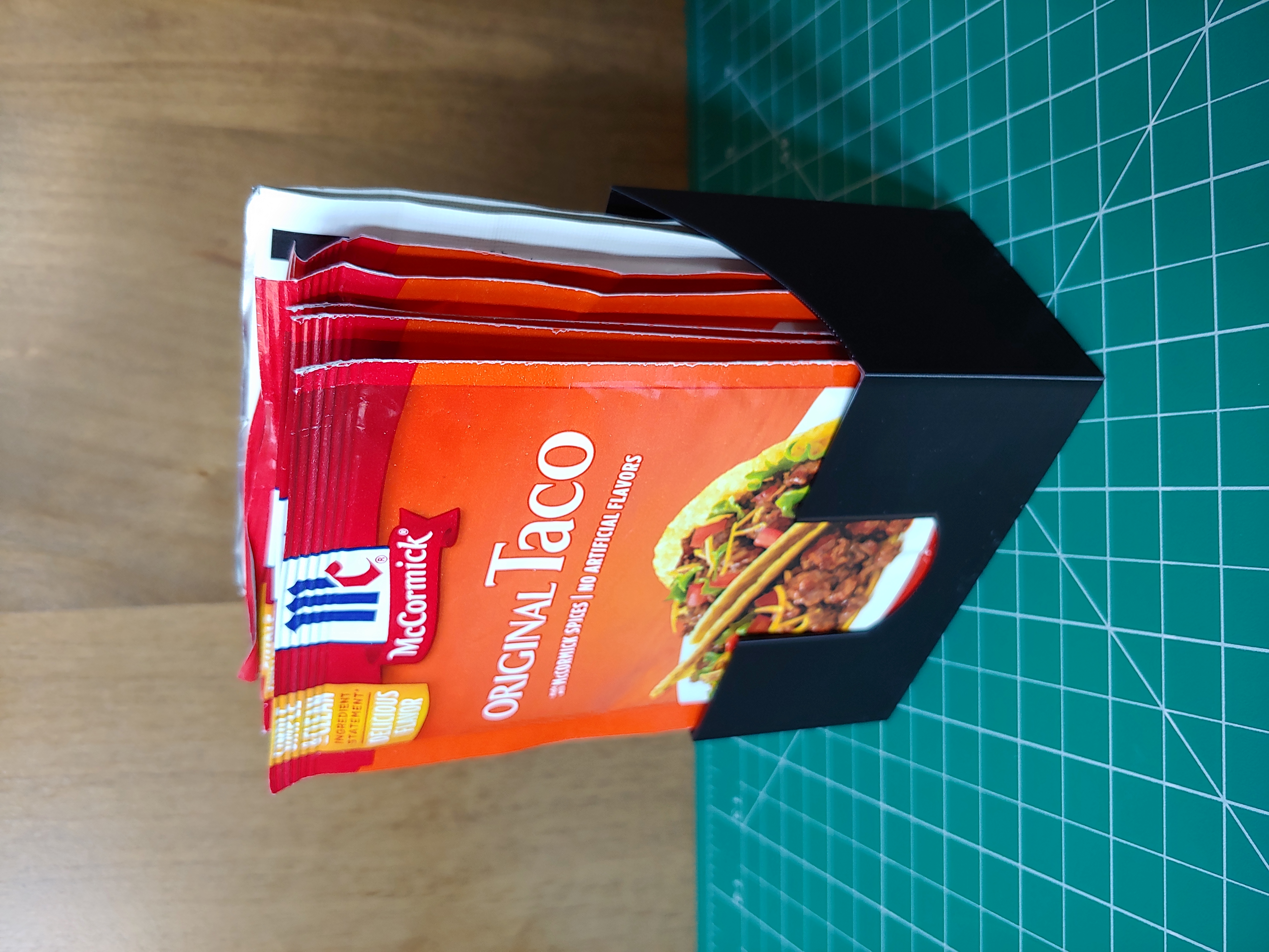 Seasoning/Gravy Packet Holder Lite