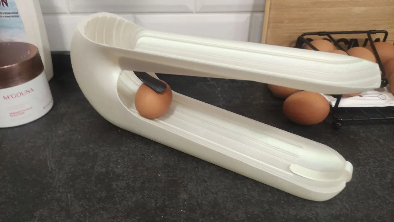 STL file Rotary egg holder egg dispenser 🥚・3D printable model to  download・Cults