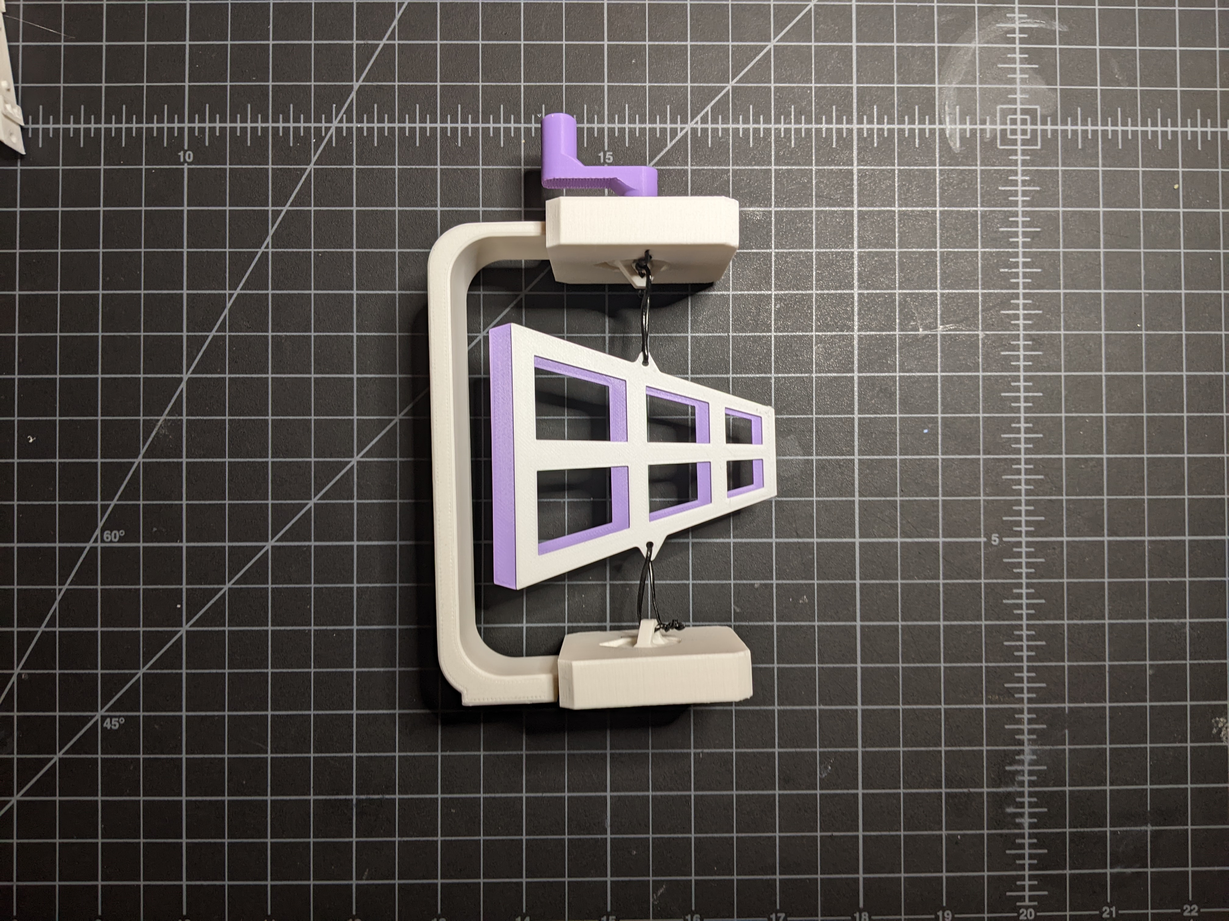 Miniatura 3 do modelo 3D Ames Windows - Rotatable Floating Frame