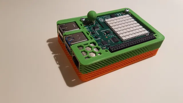 Raspberry Pi 4 case for sense hat