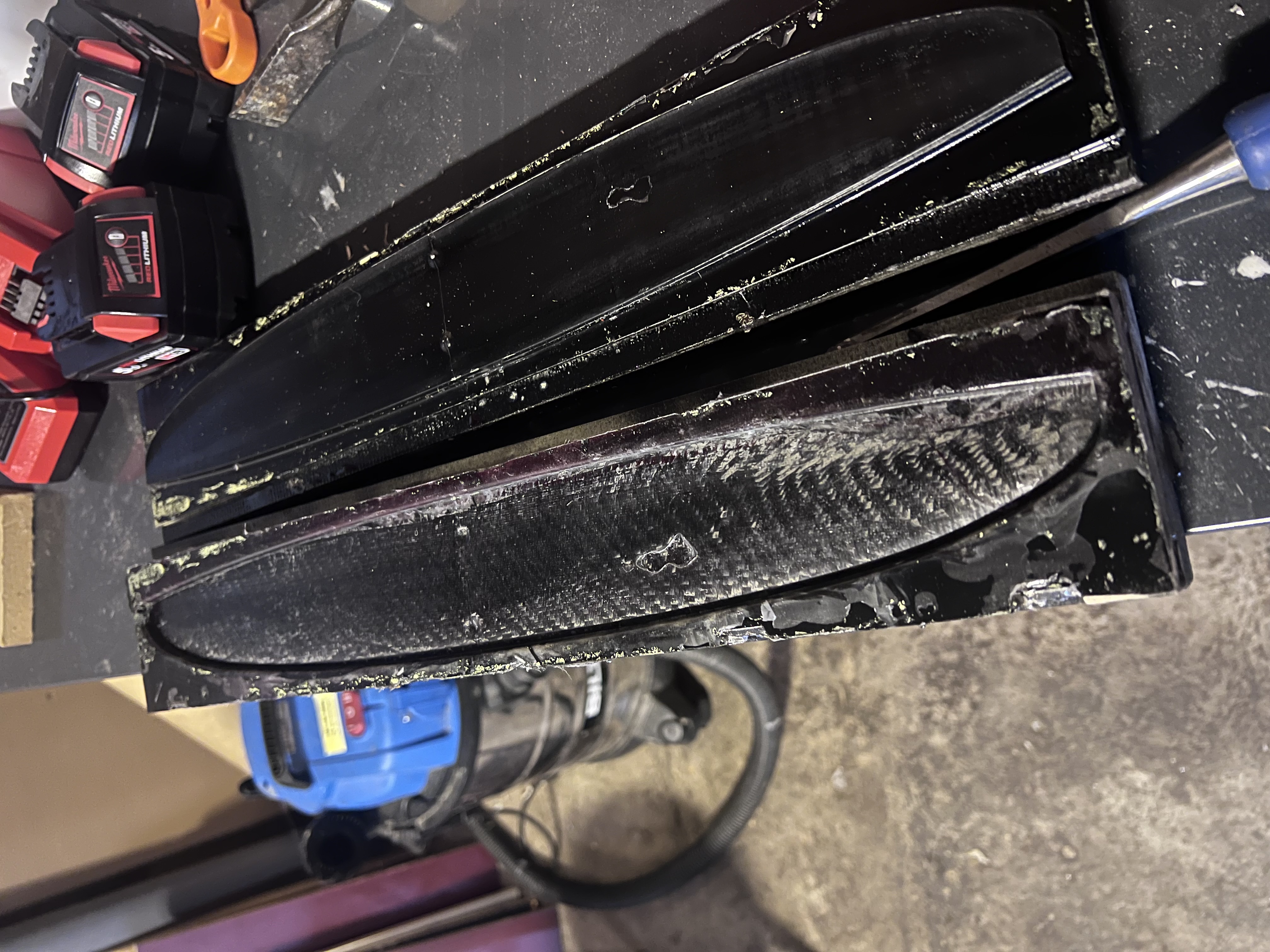 Hydrofoil stab compression mold — thumbnail 26