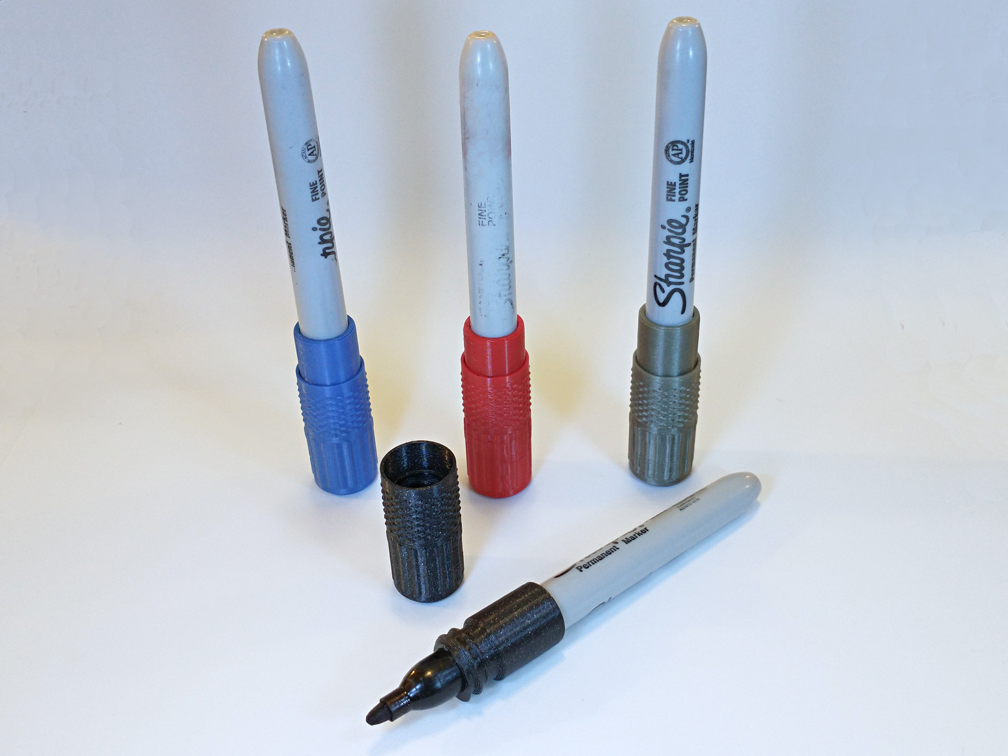 Screw Cap for Sharpie Fine-Point Pen by LoboCNC