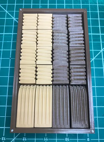 Box for Minimalistic Chess Pieces