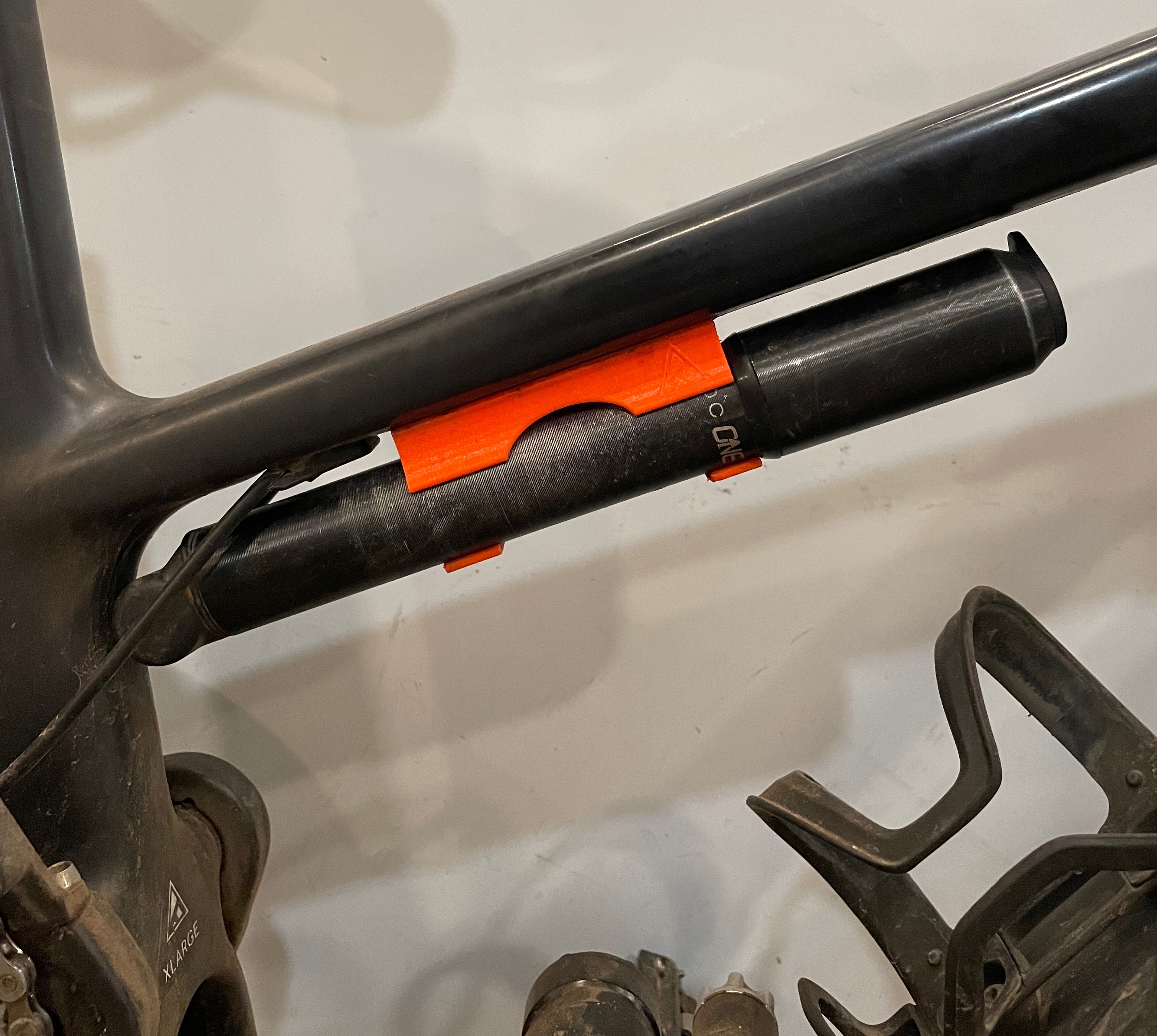 Bike pump holder