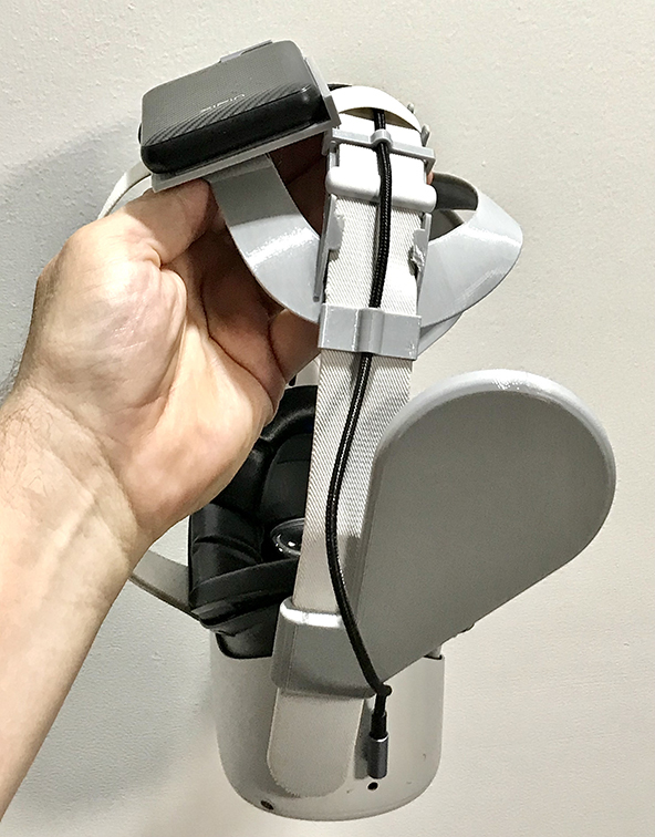 Oculus Quest 2 strap support with battery mount