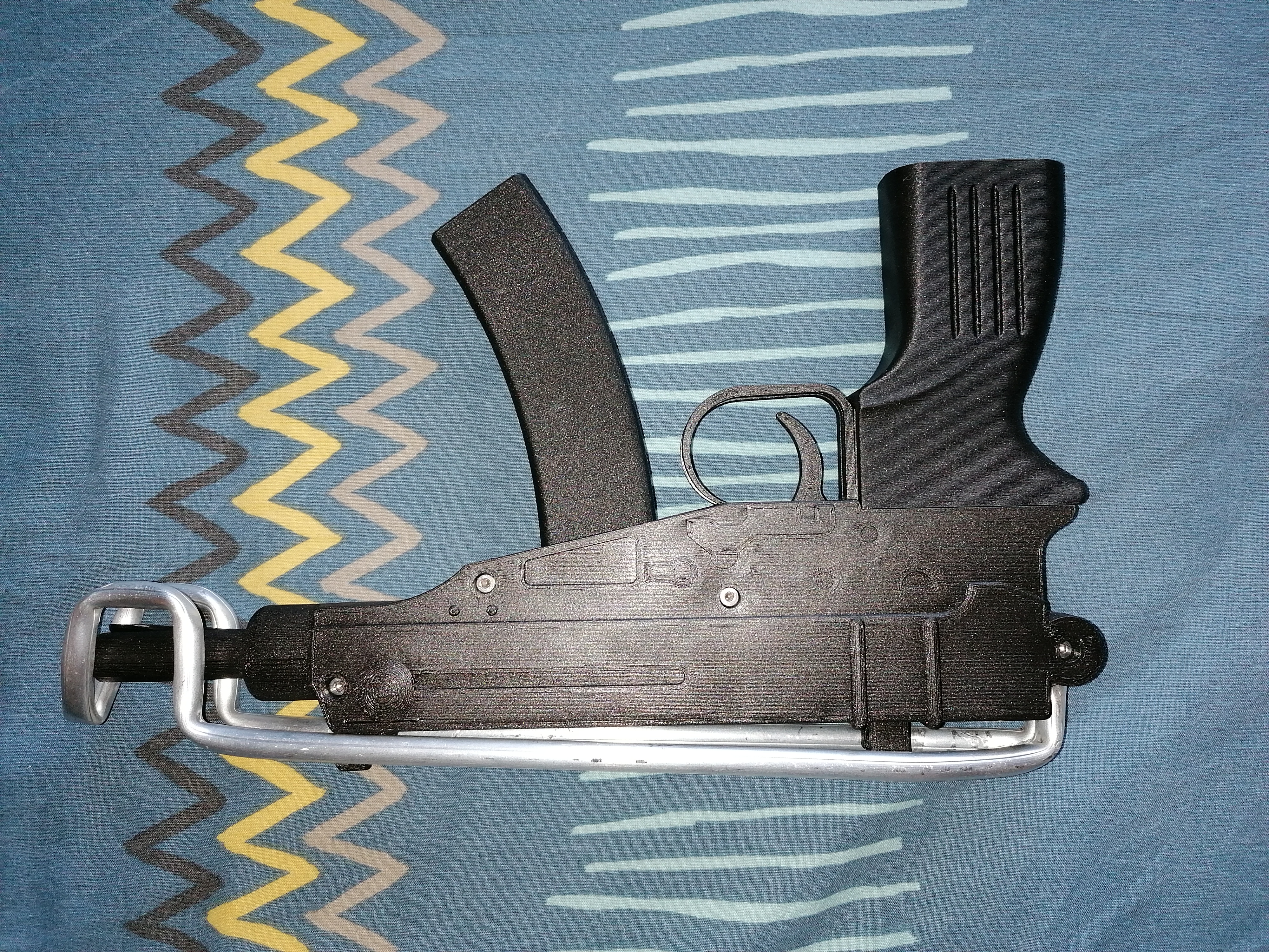 Skorpion replica