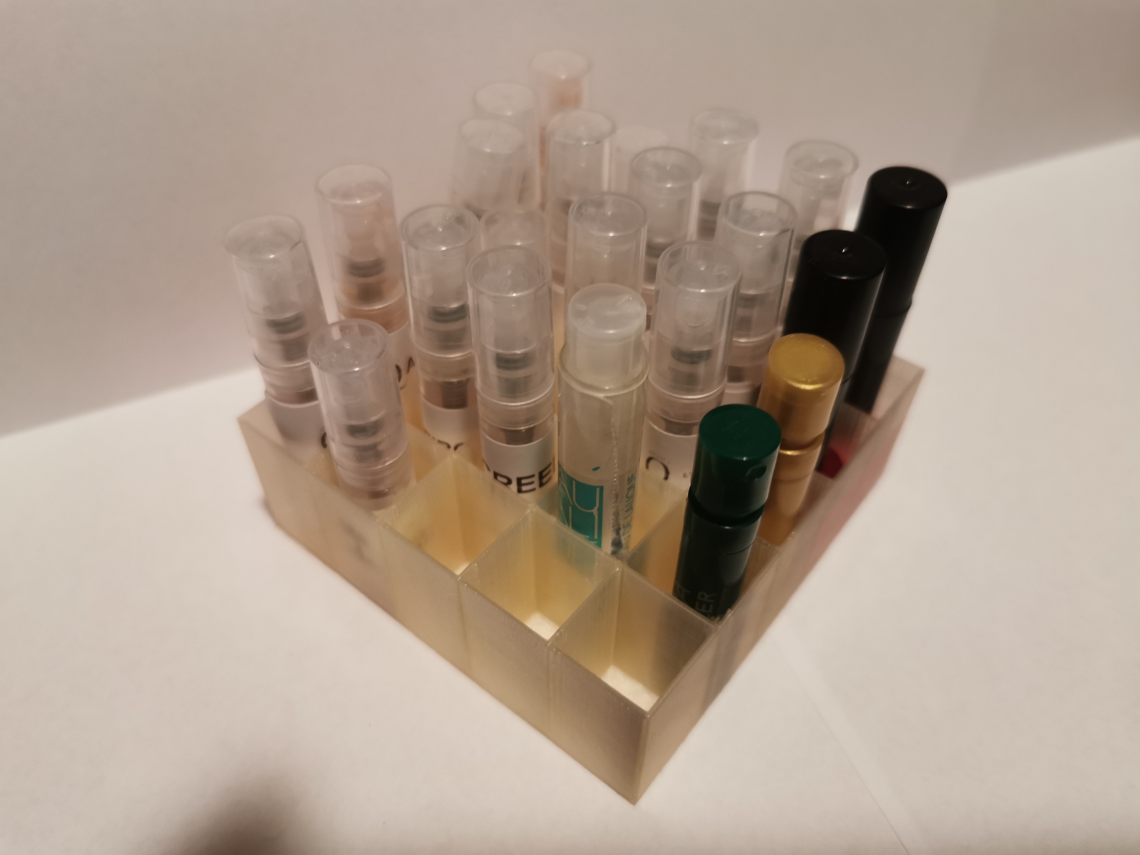 [8tm] Perfume sample holder box 5x5 (16mm x 16mm x 30mm) by 8tm