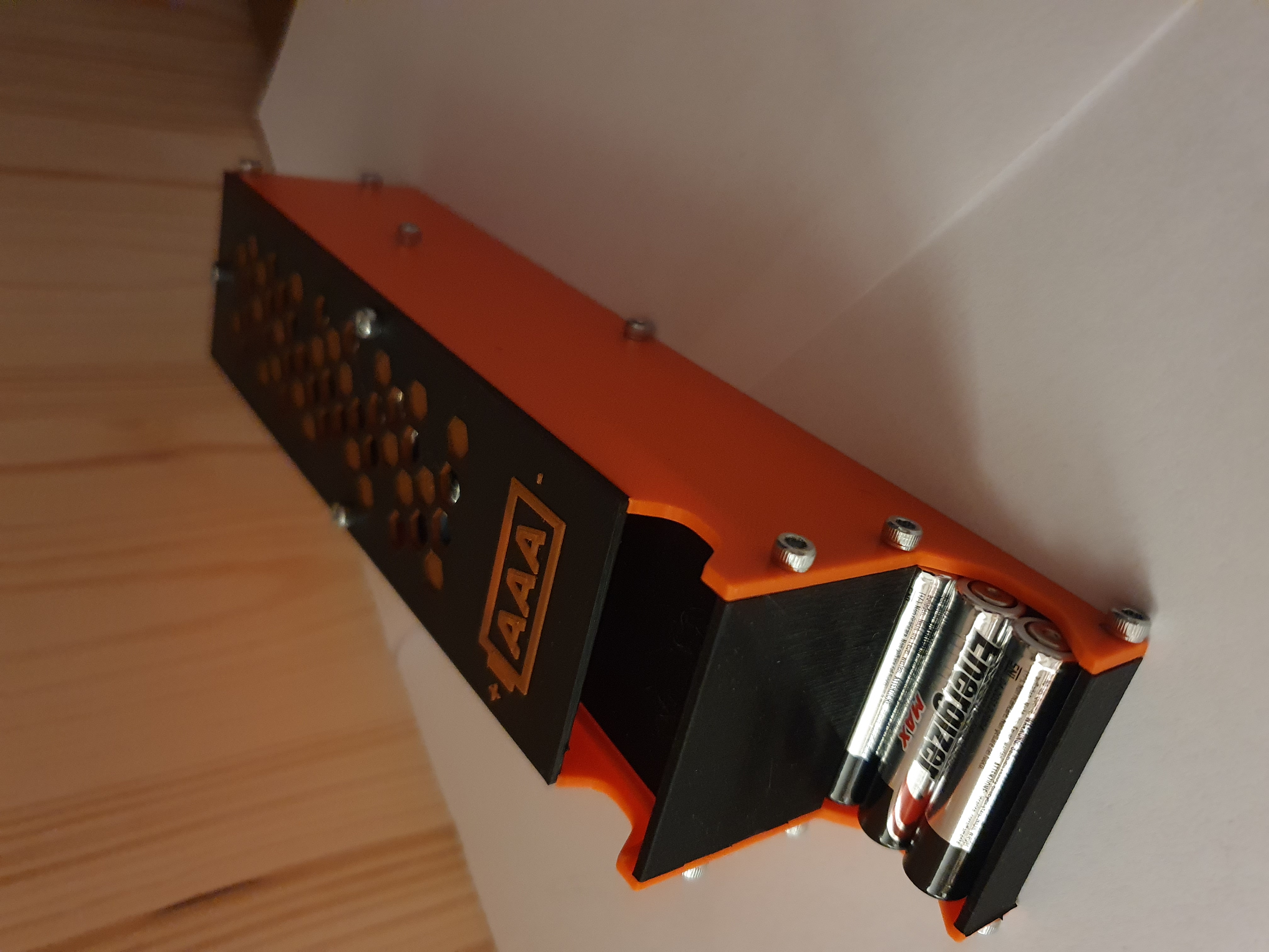 Battery storage for drawers