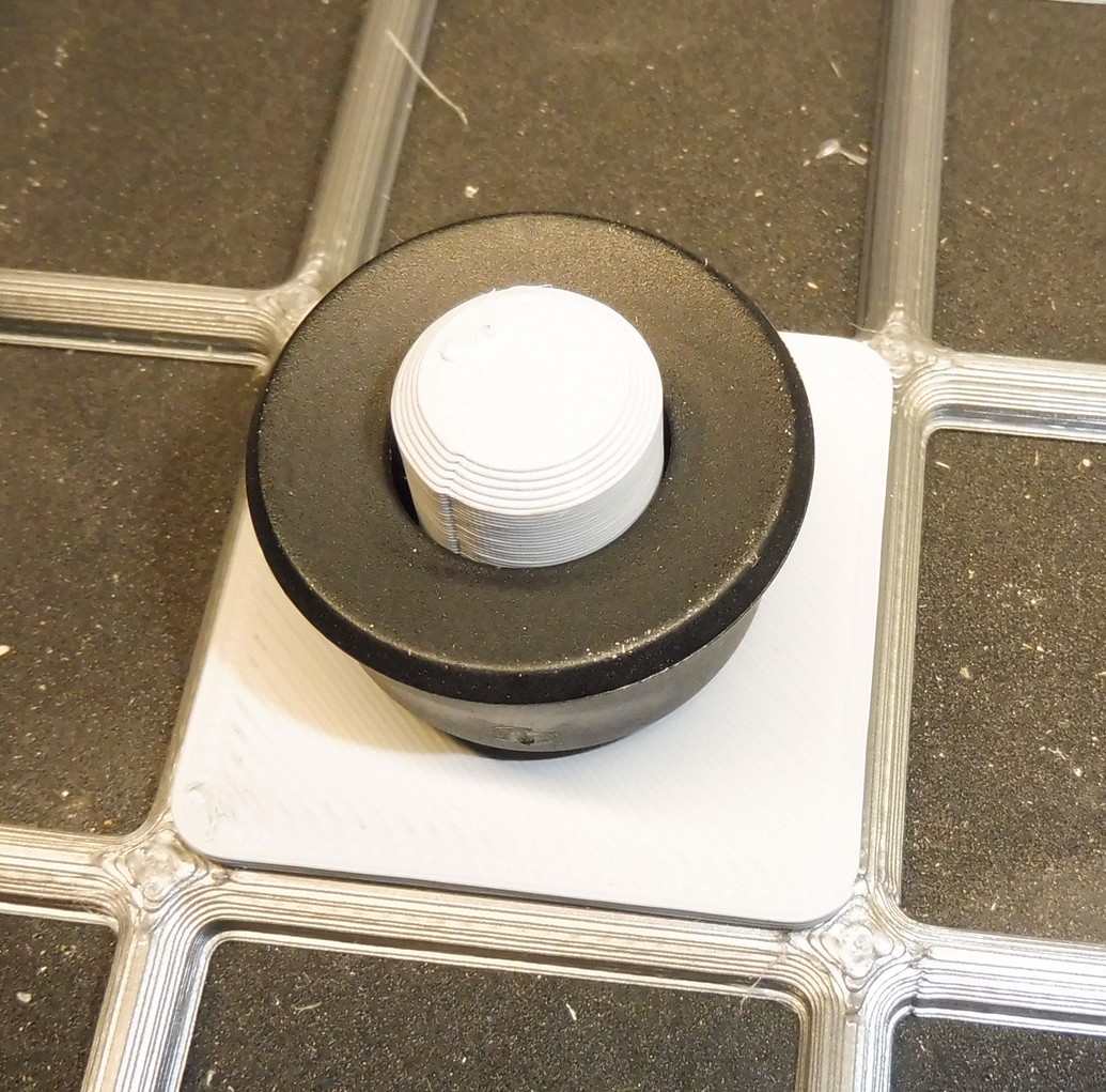 Gridfinity holder for Dremel 8000 nut