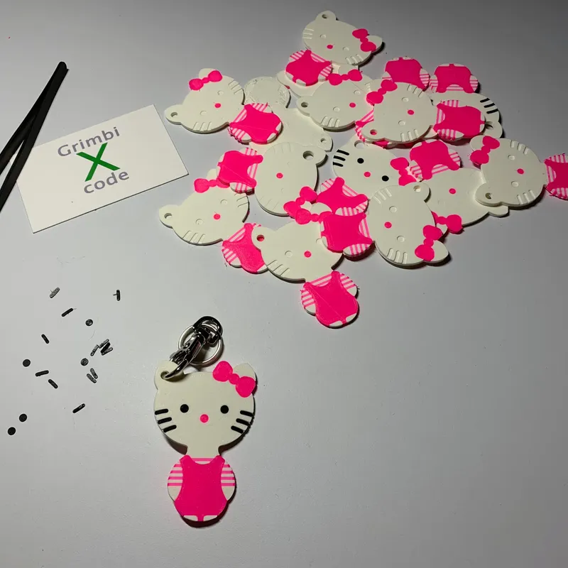 STL file Hello Kitty Angelita Keychain・Template to download and