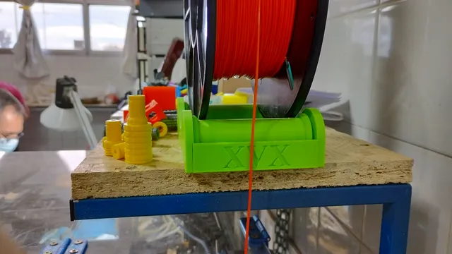 SPOOL HOLDER