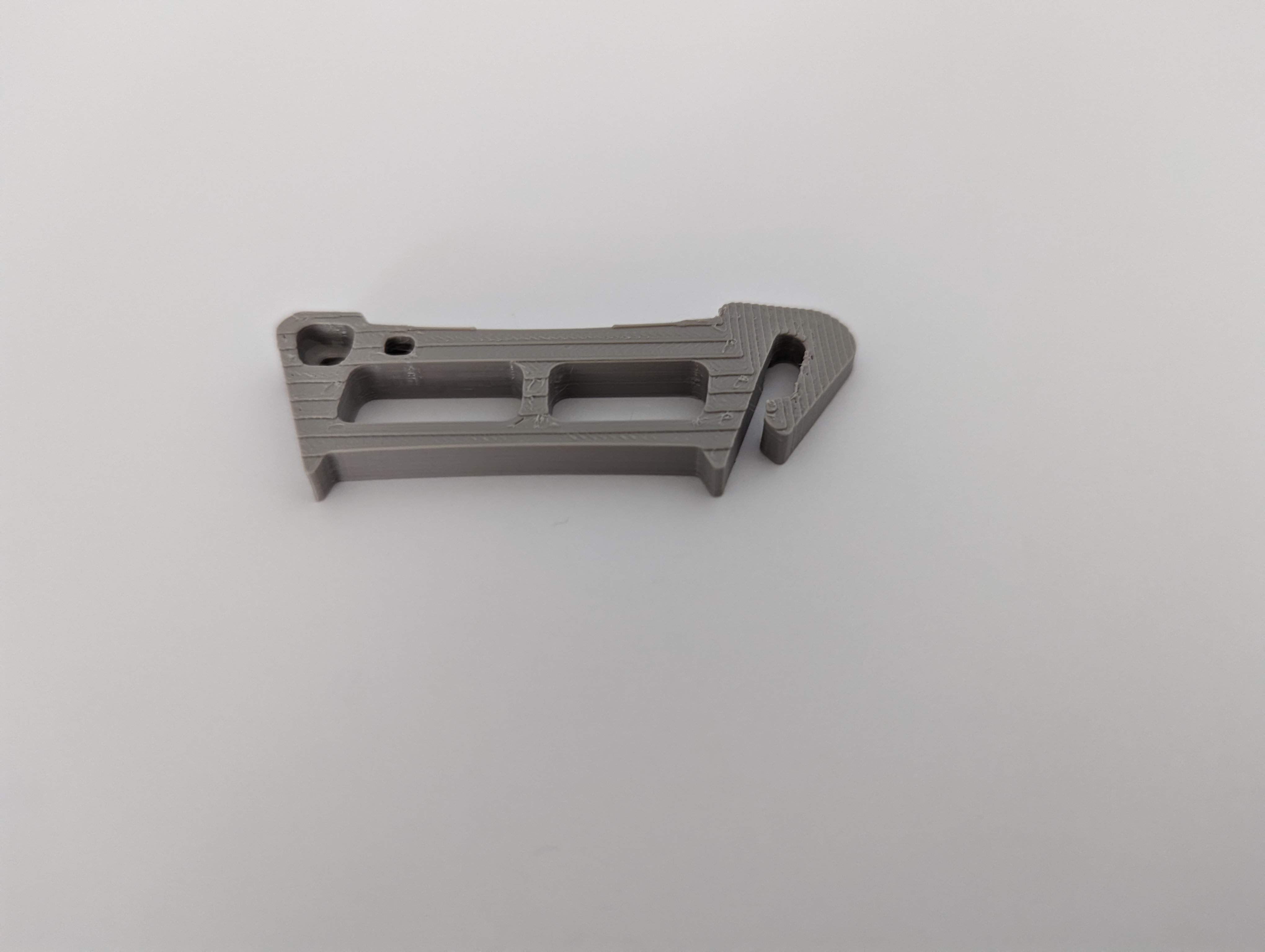 Guy line tensioner and winder
