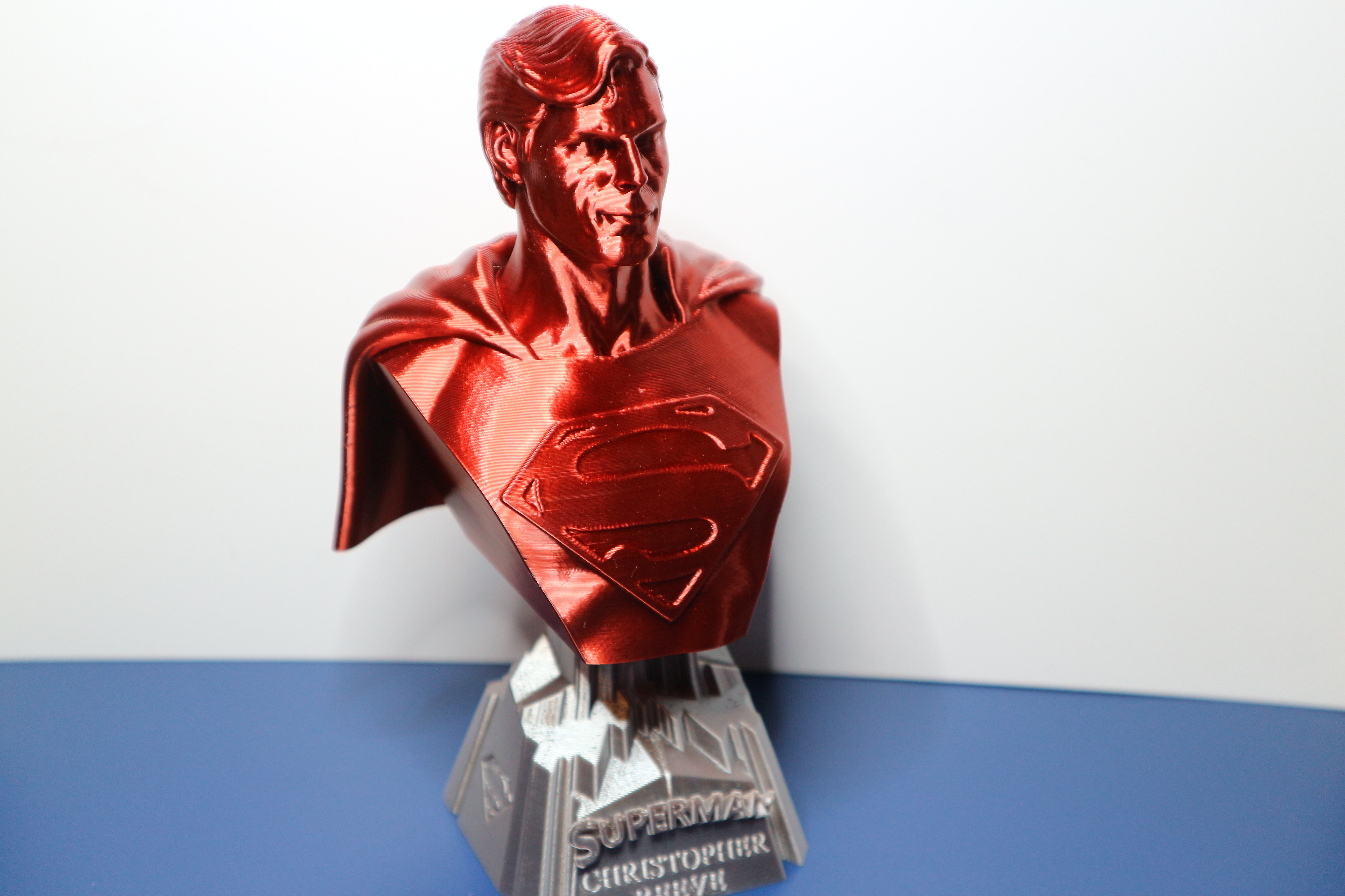 Miniatura 7 do modelo 3D Superman Bust