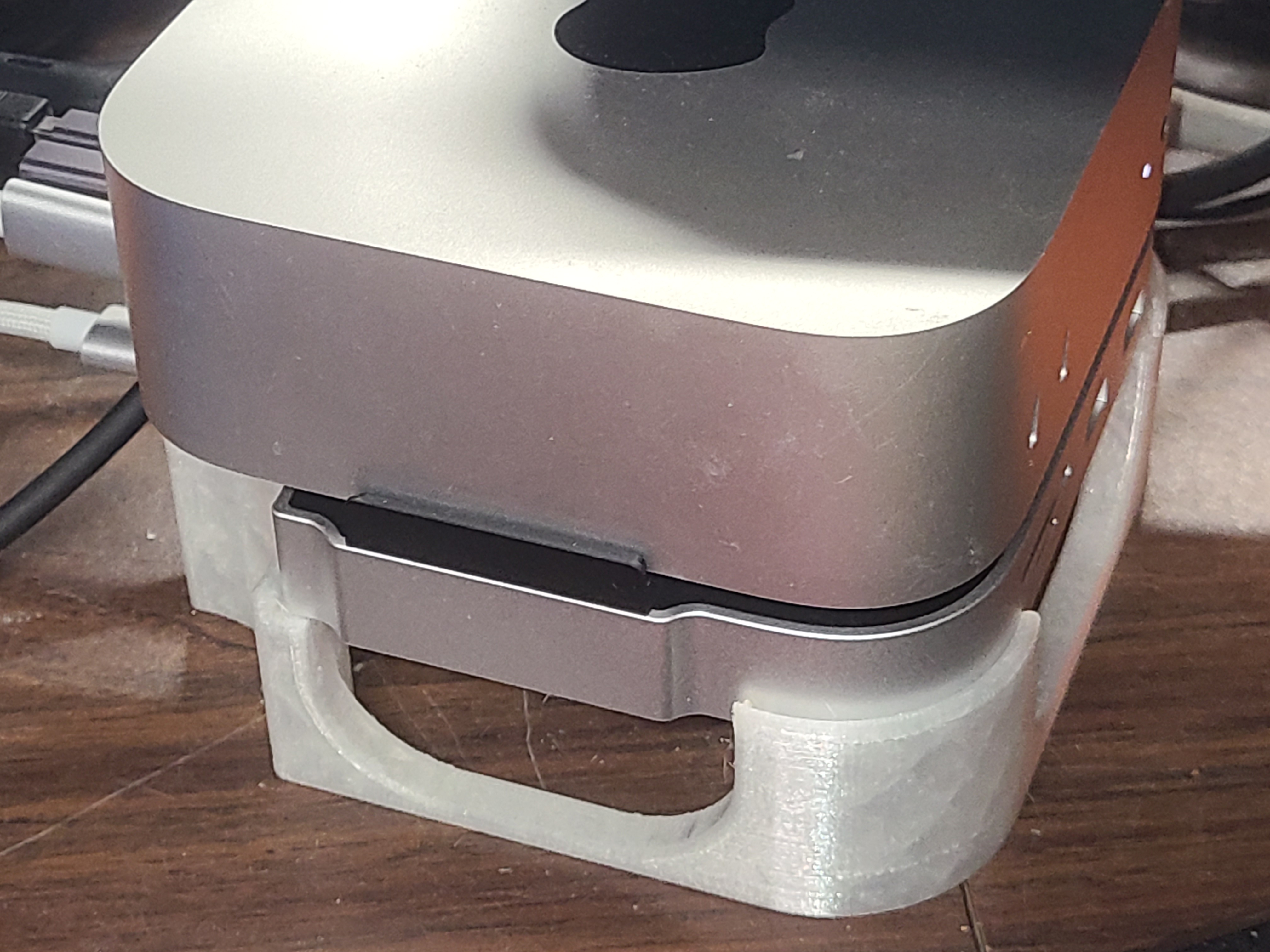 Stand for Inland Hub for Mac Mini