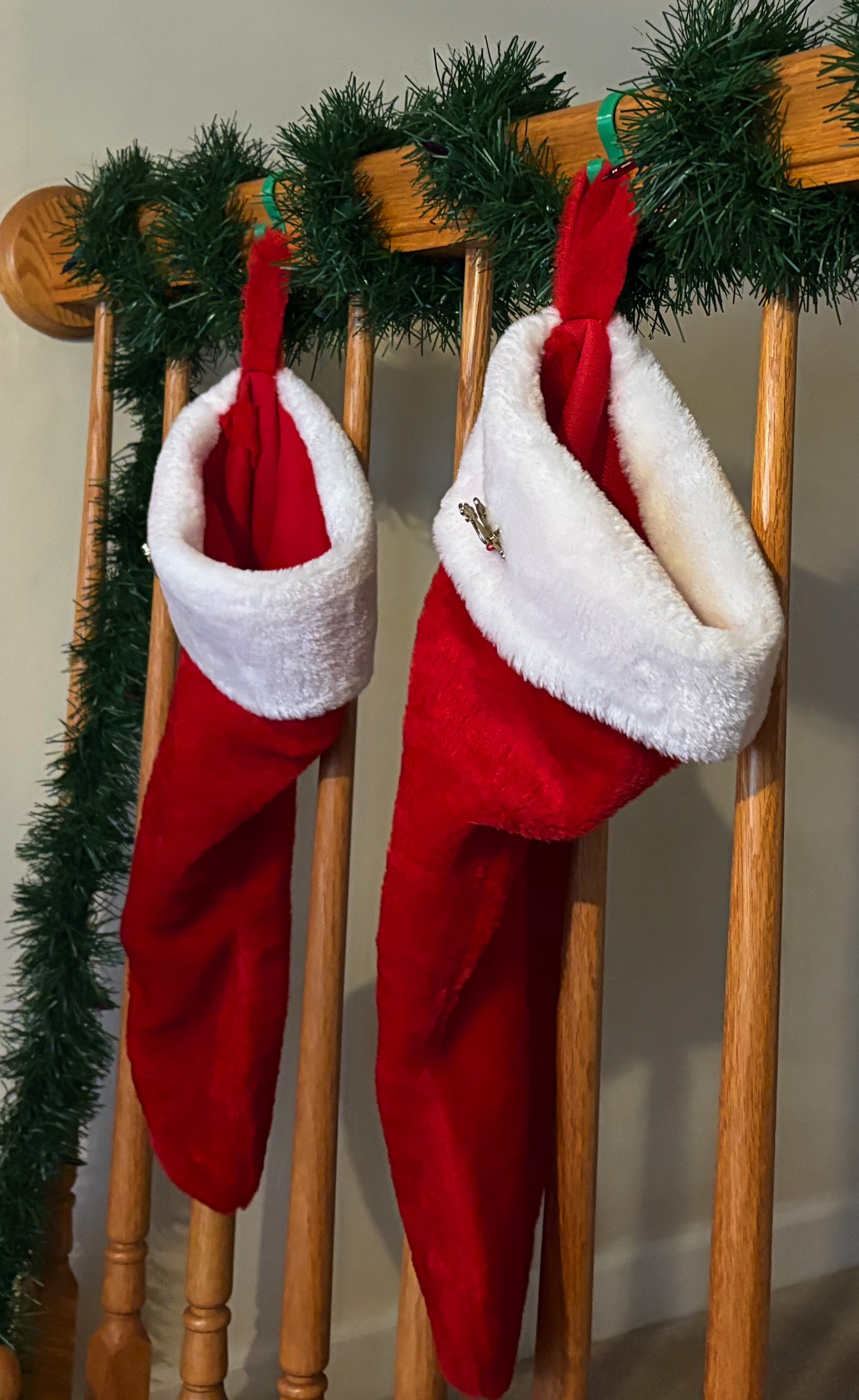 Banister/Rail Stocking Hook — miniatura 2