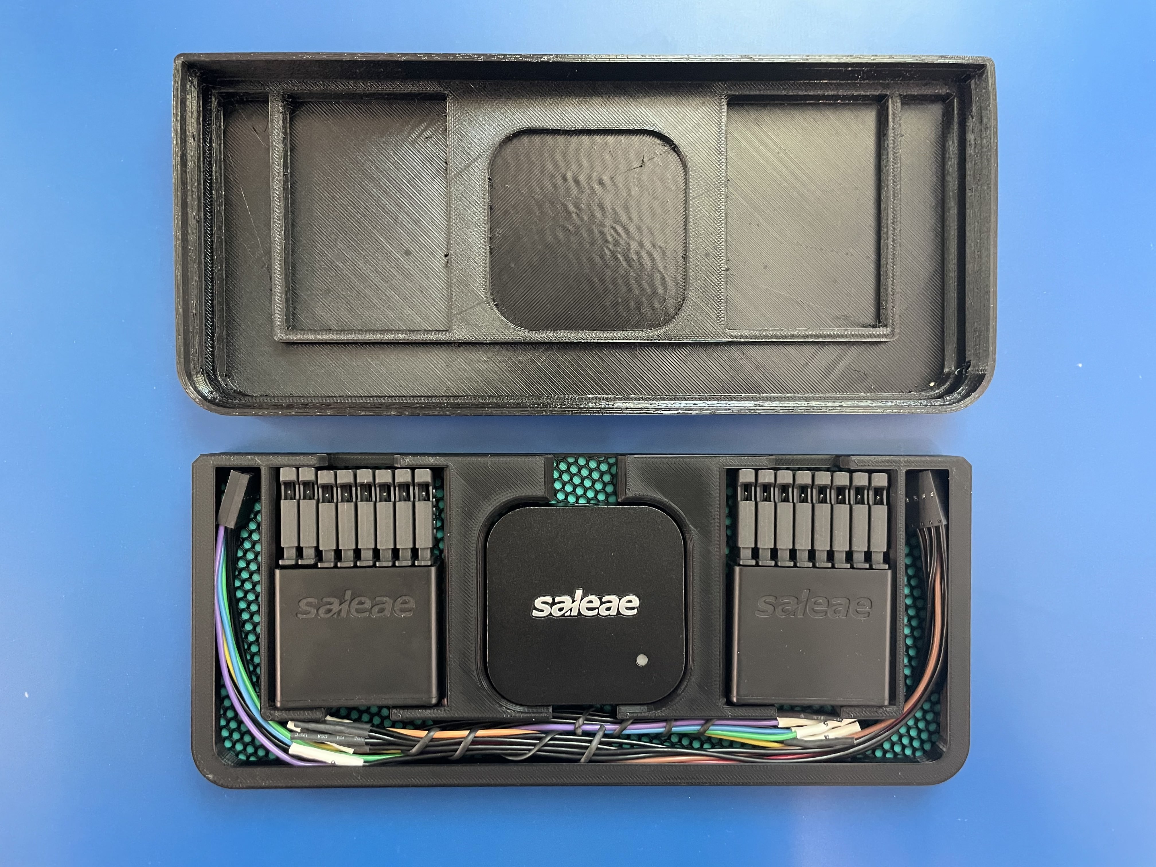 Saleae Logic Case [V2] by Andrew Josephbek Download free STL model