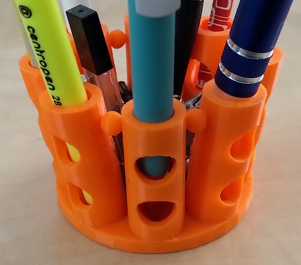 MaP pencil holder