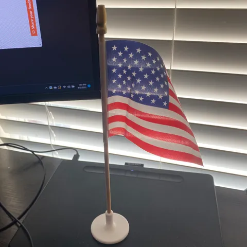 Simple desktop flag stand