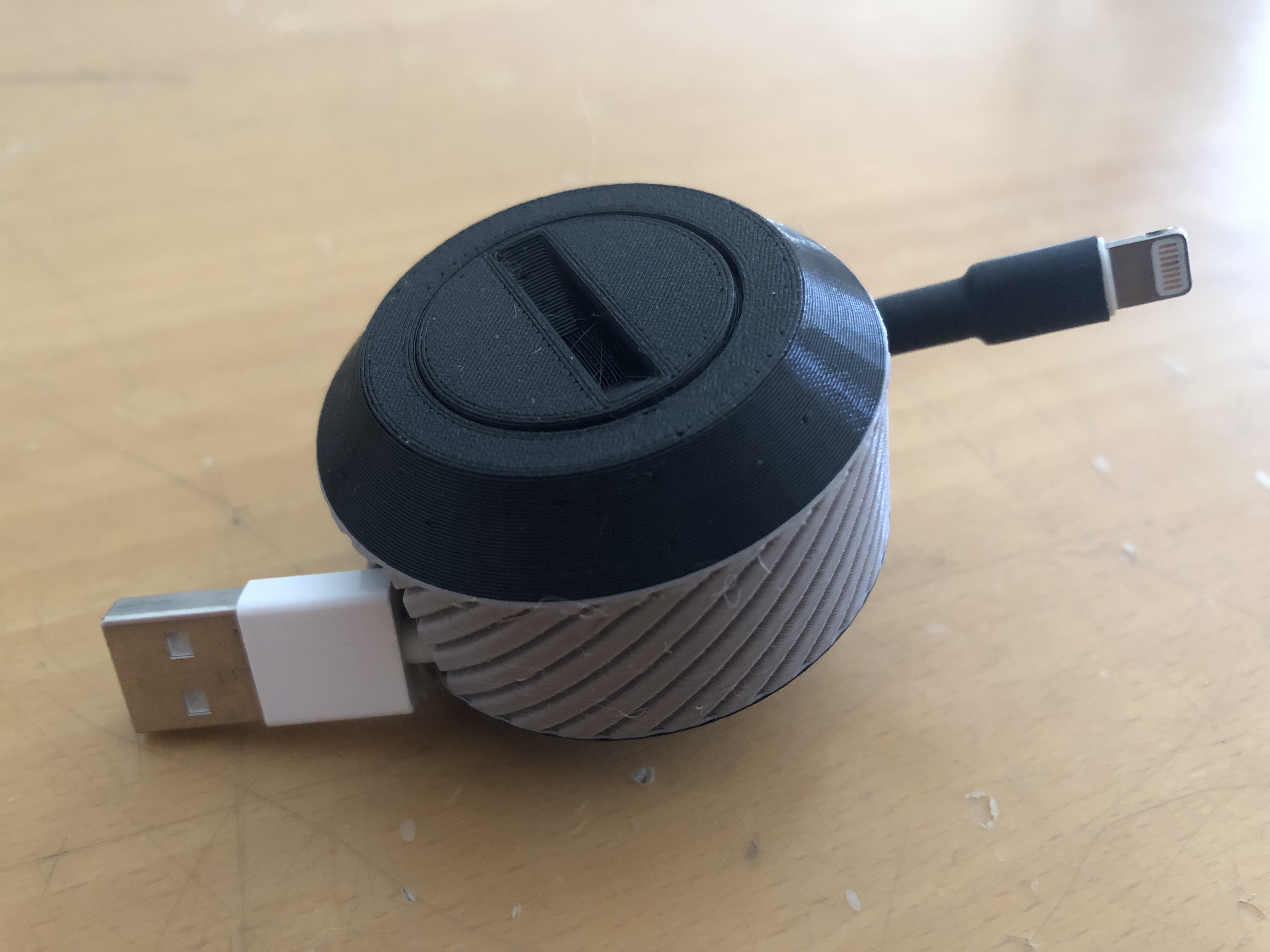 Miniatura 2 do modelo 3D USB Cable Winder Stackable