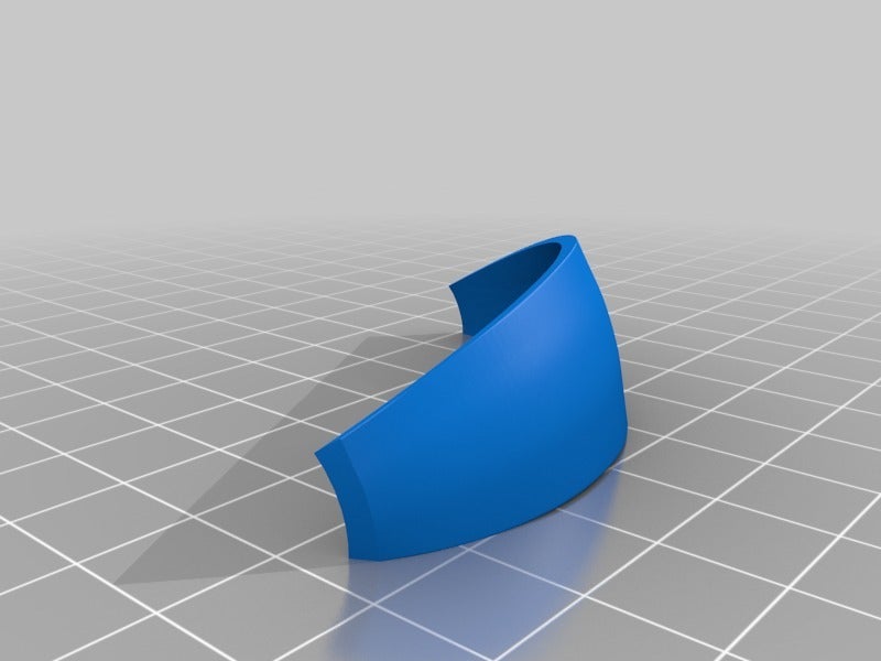 Christmas Tree Bauble (with secret compartment) by Loubie3D Download