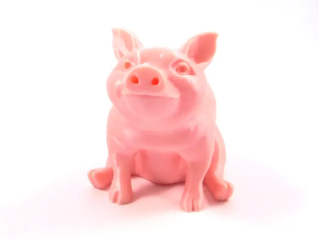 Piggy Sitting(Sir Pigglesfree): Single Extrusion Version