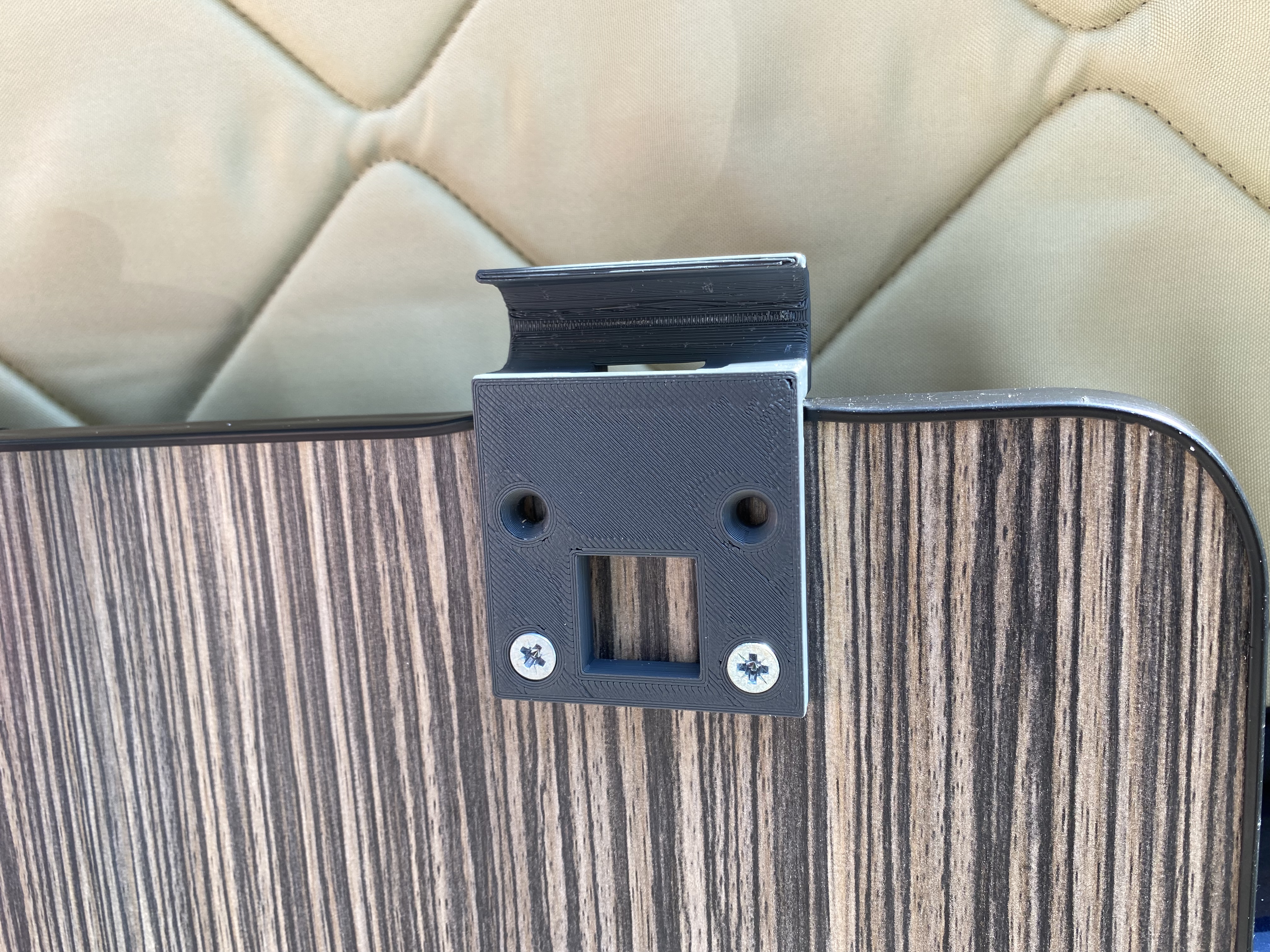 Miniatura 2 do modelo 3D Campervan Table Bracket