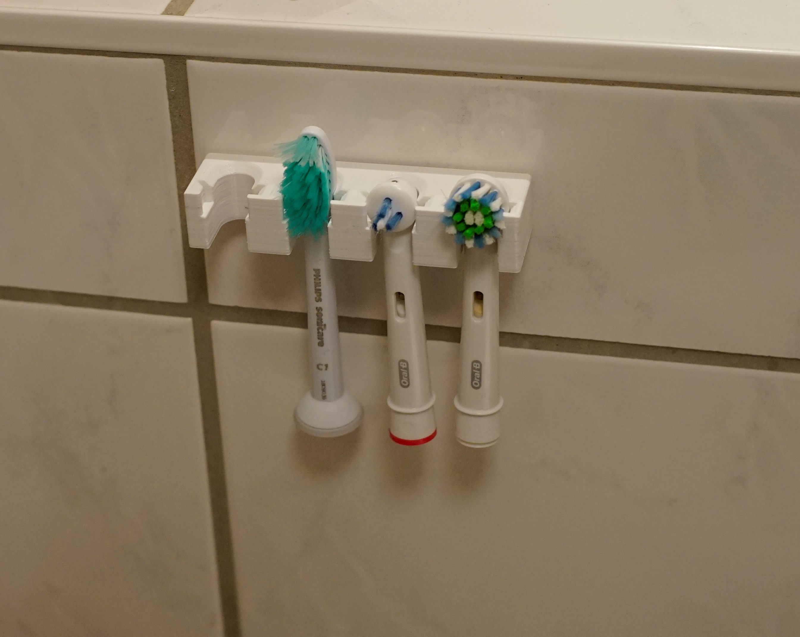 Toothbrush holder