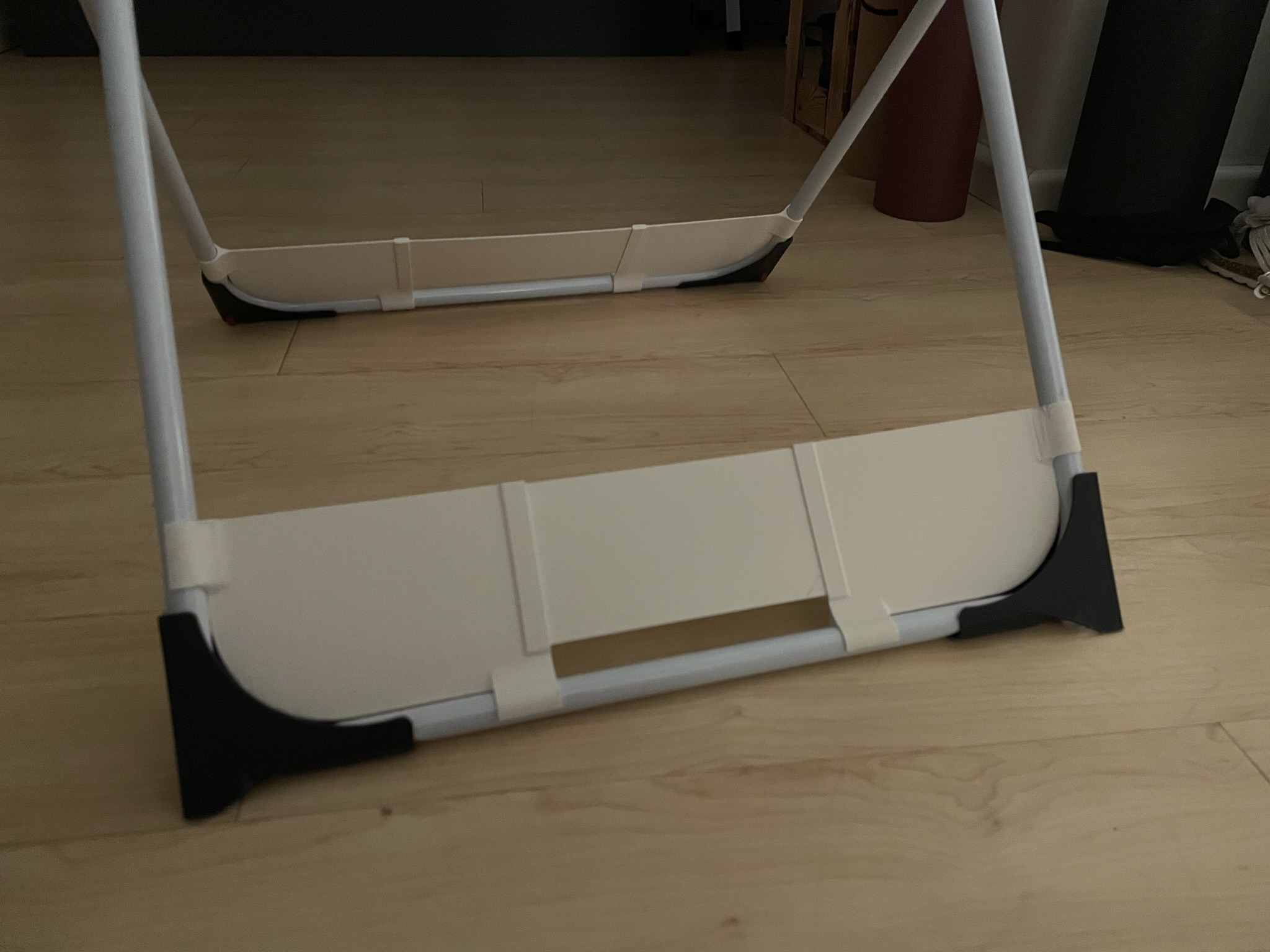 The ultimate vacuum robot barrier for drying racks! STOP THE ROBOT! by